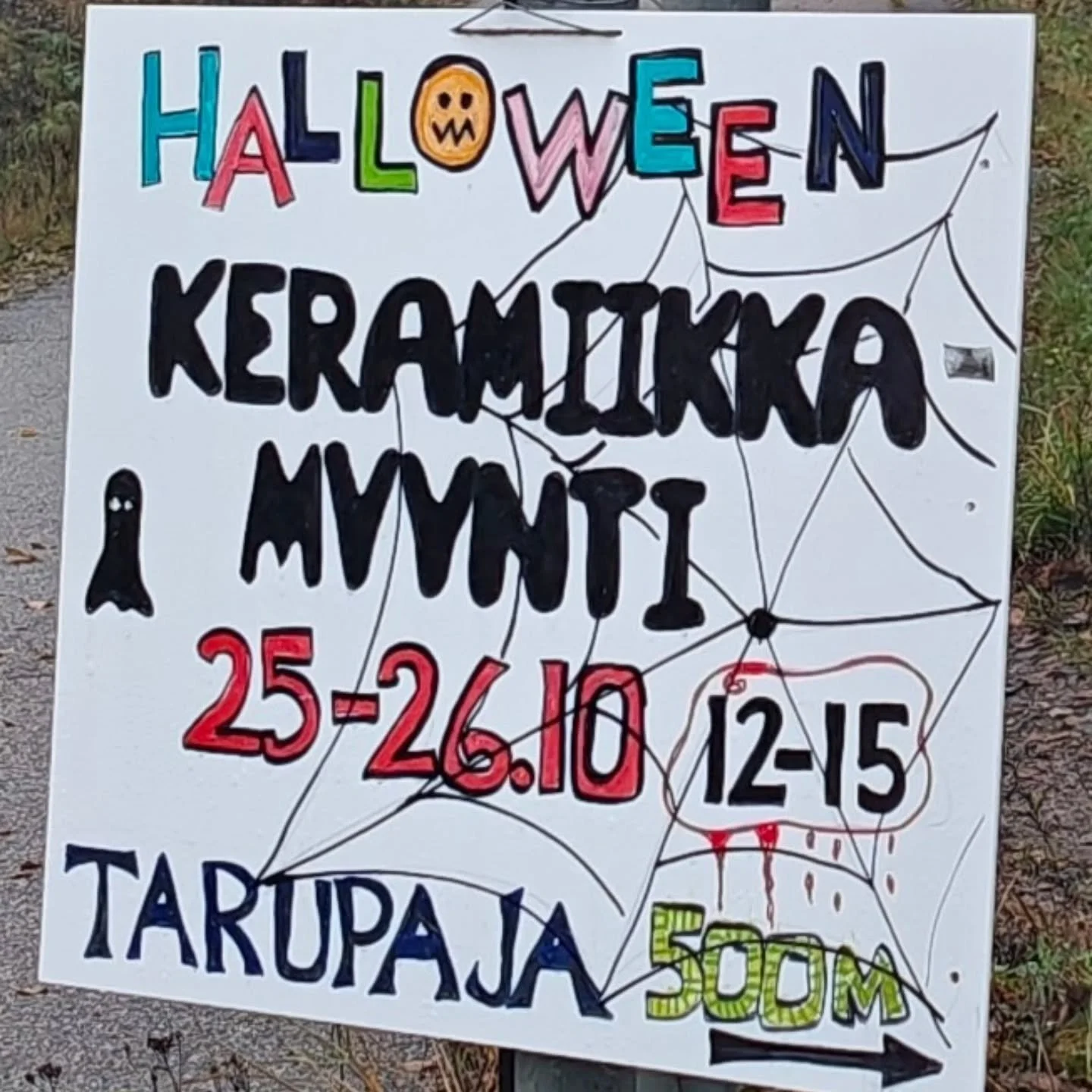 Tarupajalla keramiikkamyynti ja avoimet ovet t&auml;n&auml;&auml;n klo 13-15 osoitteessa Vaahteratie 15, Haarajoki,  J&auml;rvenp&auml;&auml;. Tervetuloa ostoksille tai muuten vain tutustumaan toimintaamme!