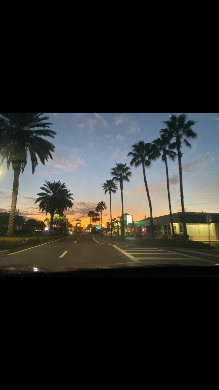 Best decision I’ve ever made 🤞🏻
If I had waited on anyone else - I never would have made the move from STL MO to St Pete Fl.
Move alone.
Move scared.
Move not knowing anyone.
Move to St. Pete, Fl & before you know it
You will hav