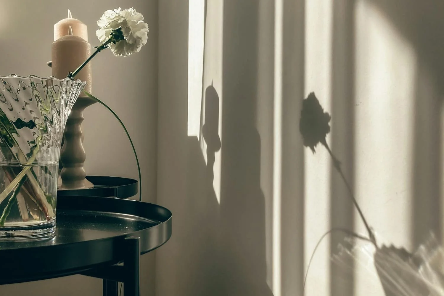 Η Μοναξιά στο Πένθος 