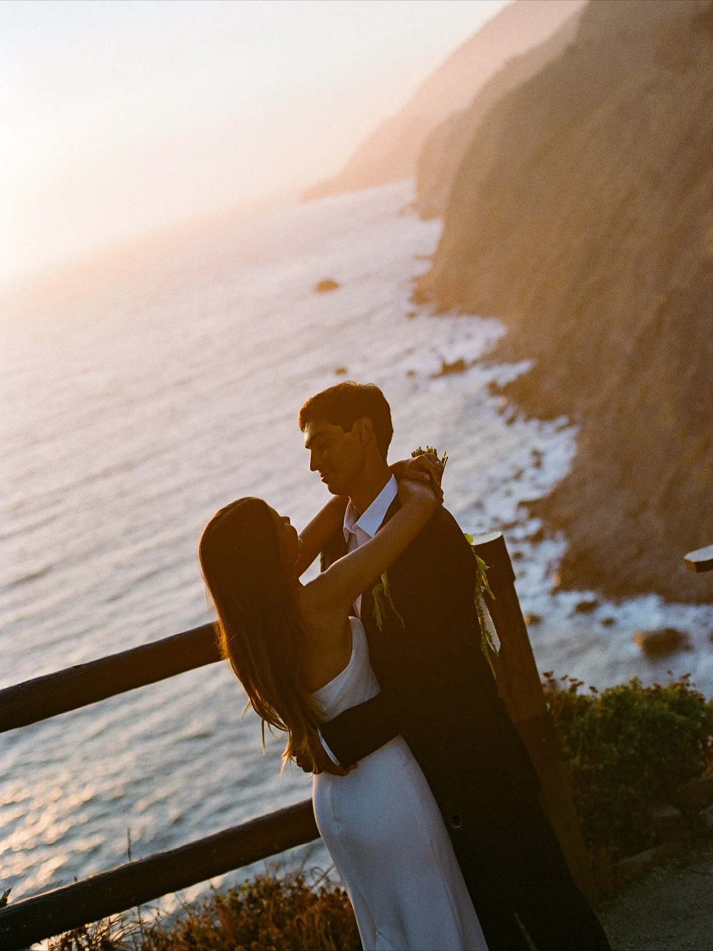 Big Sur magic captured by @loveyou.nadine 🪄🌊