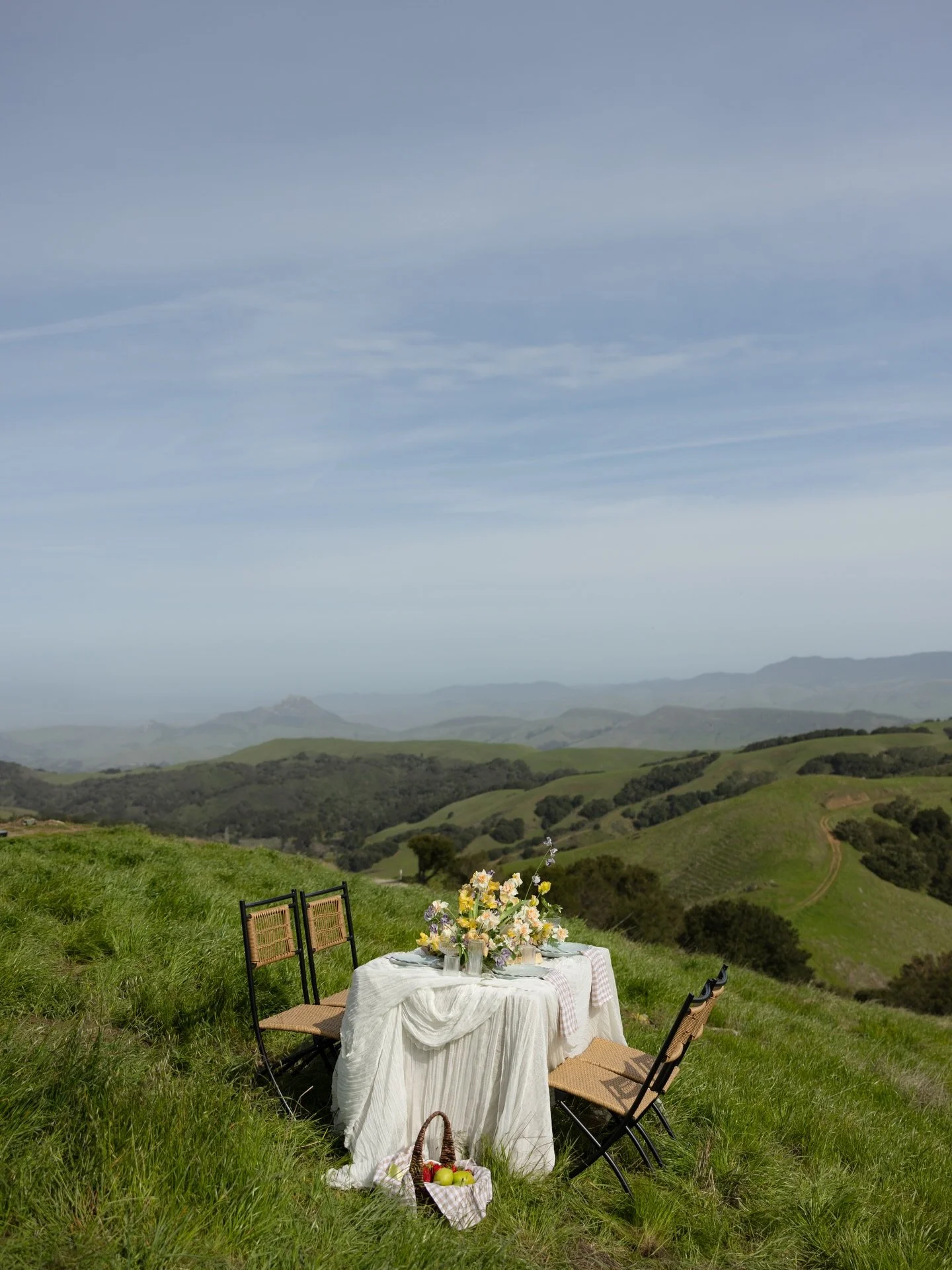 In honor of the hills being back in their prime - this was such a fun day from last spring 🌱