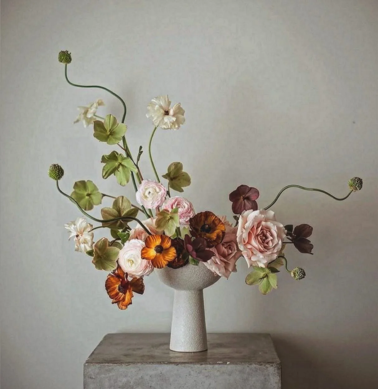 A new year, a fresh perspective. Let nature-inspired interiors set the tone for 2026.
.
.
.
📸: unknown
#happynewyear #2026 #interiordesign