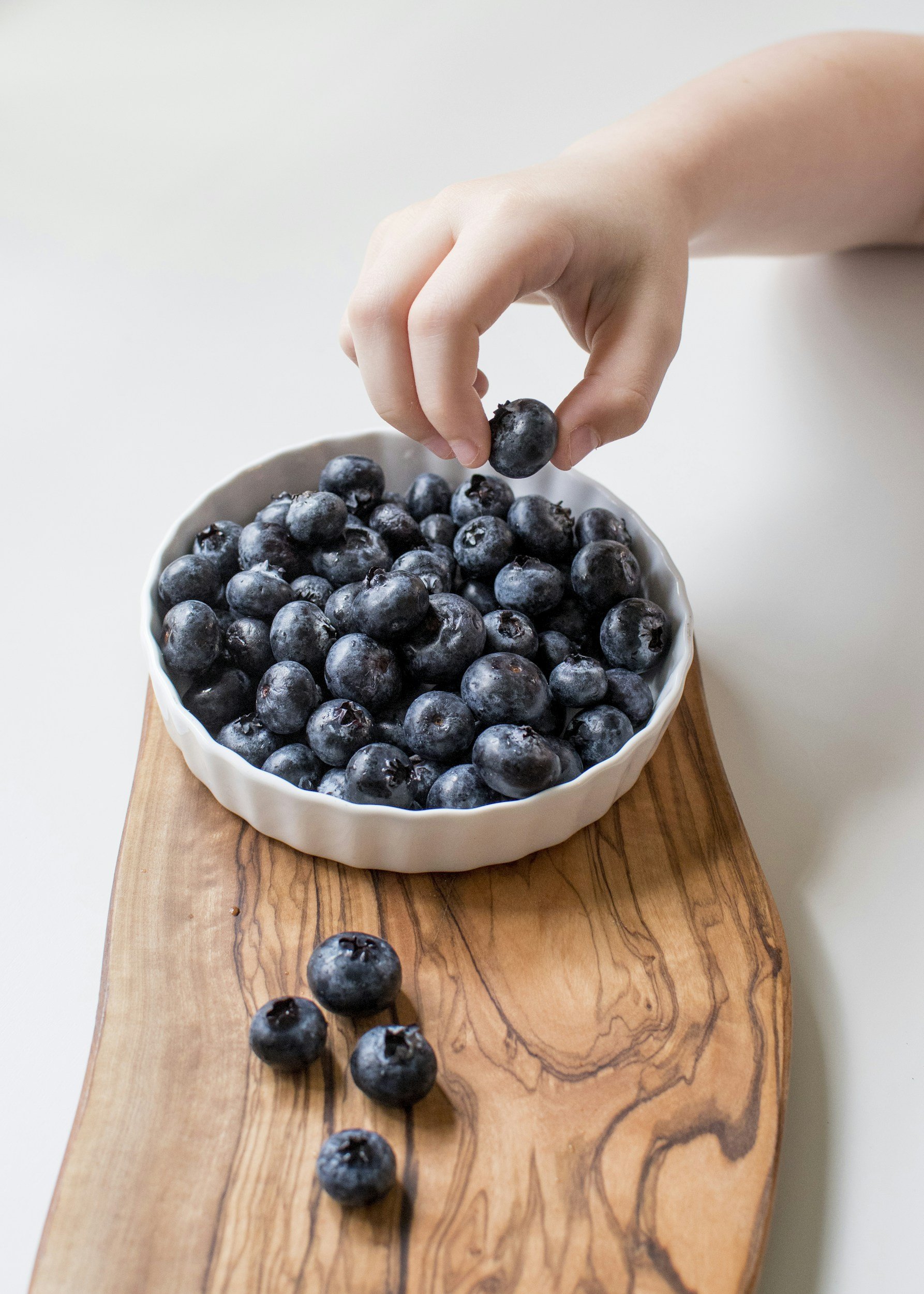 Top 5 Foods to Eat This Summer to Slim Down Naturally ☀️