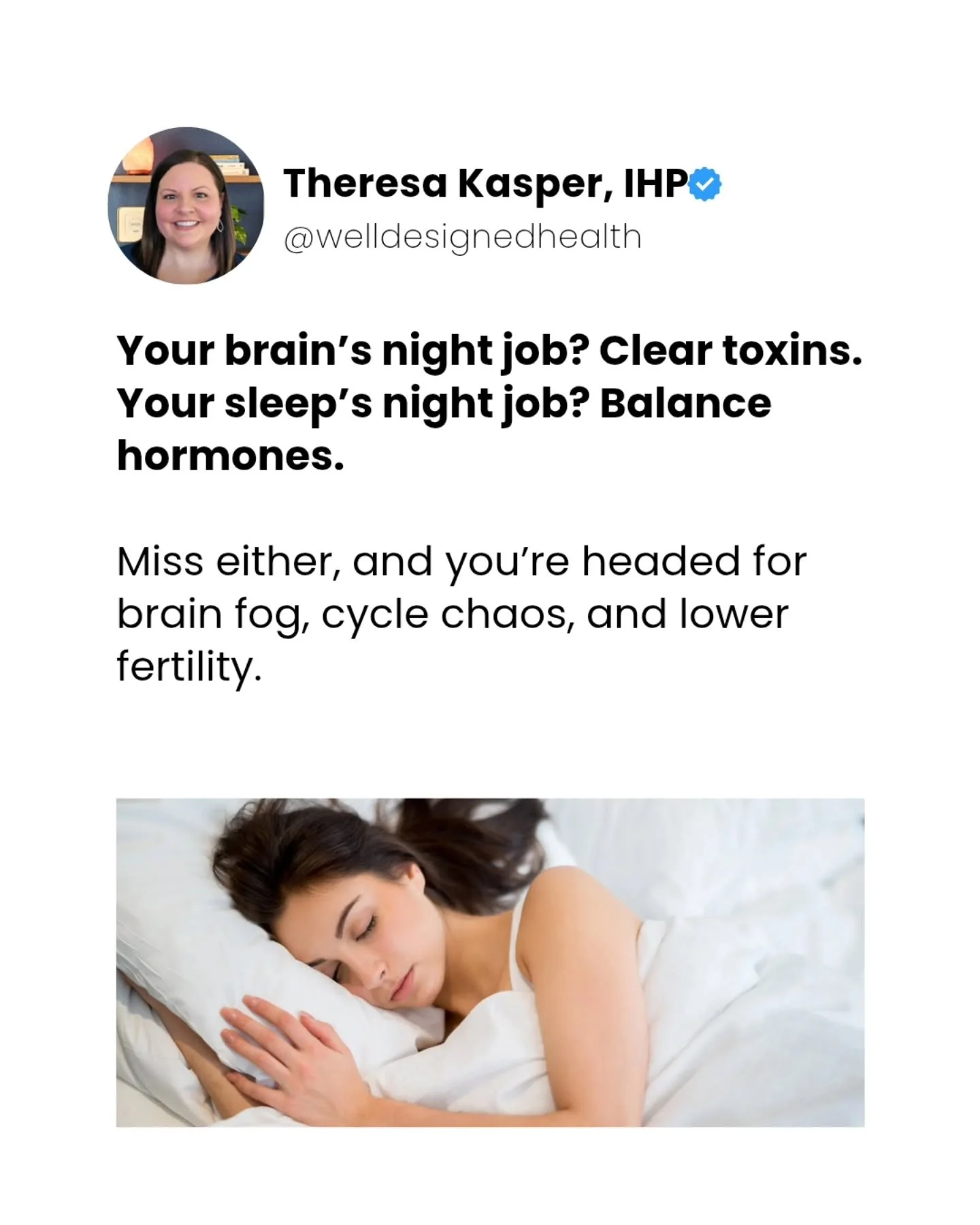 Your brain has a night shift.
Your hormones do, too.
Deep sleep is when your body does its most important work.
π§  Your glymphatic system clears metabolic waste from your brain.
βοΈ Your endocrine system fine-tunes estrogen, progesterone, and cortiso