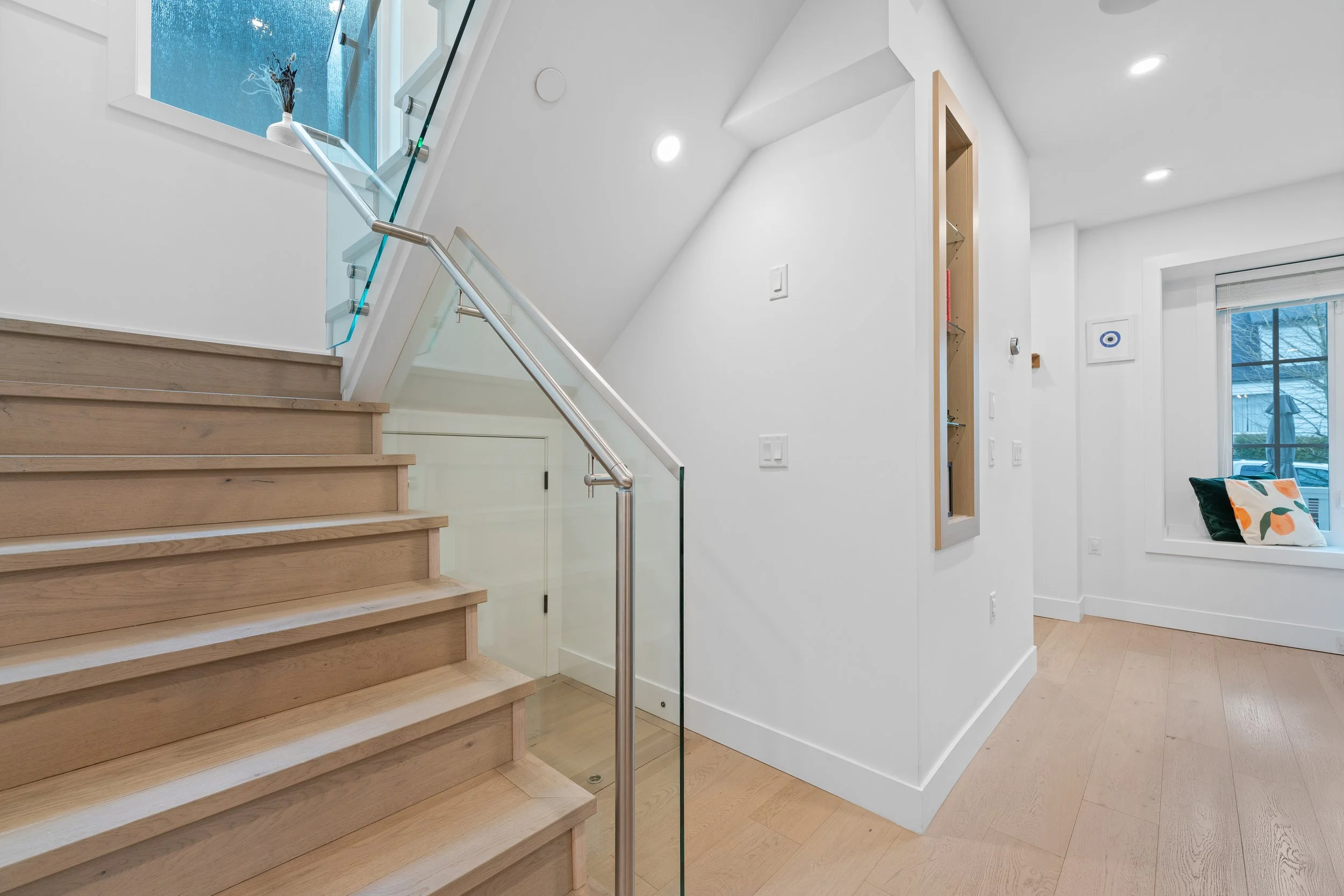 978-E-13th-Ave-19 - Copy.JPG