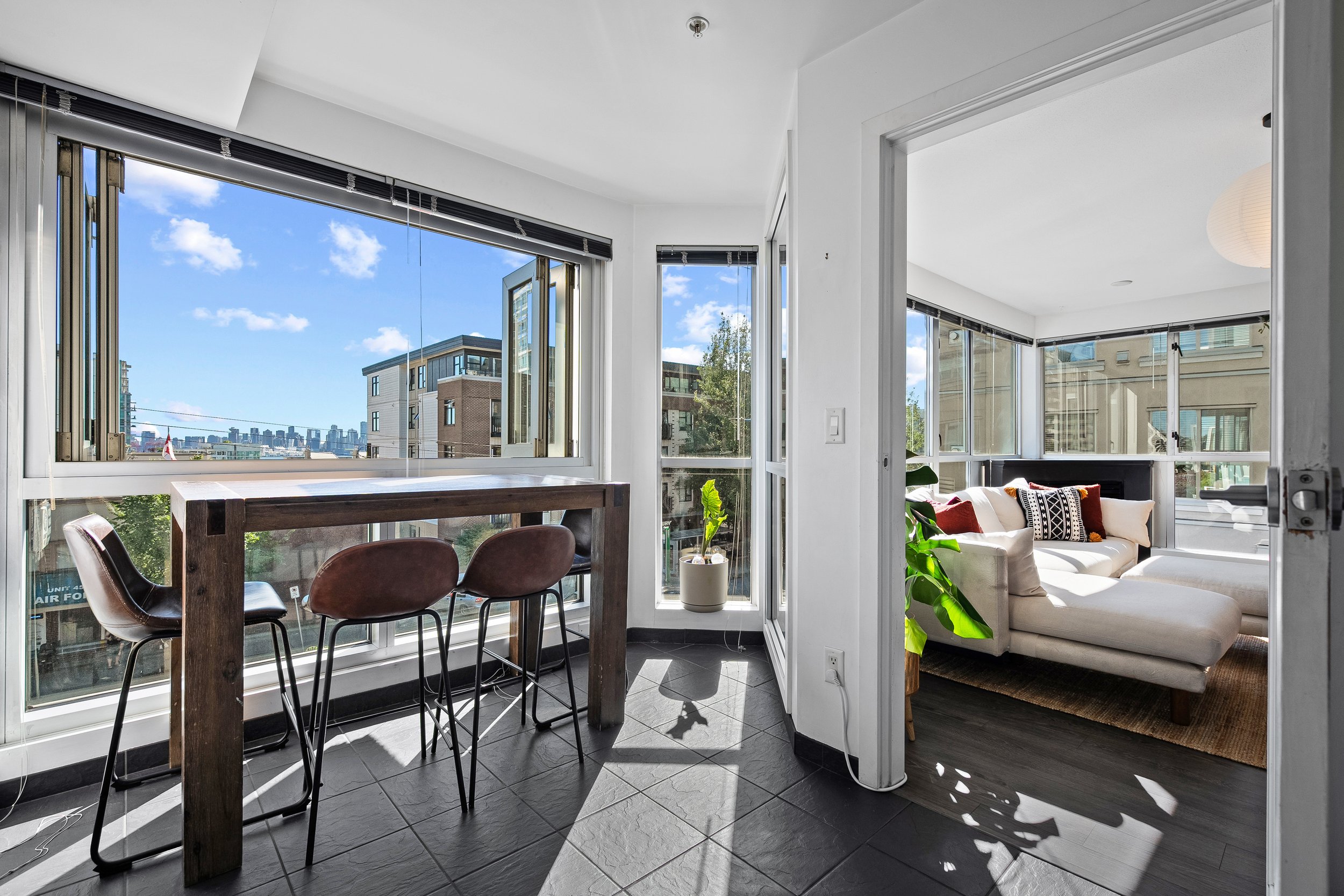 122-E-3rd-St-23.jpg