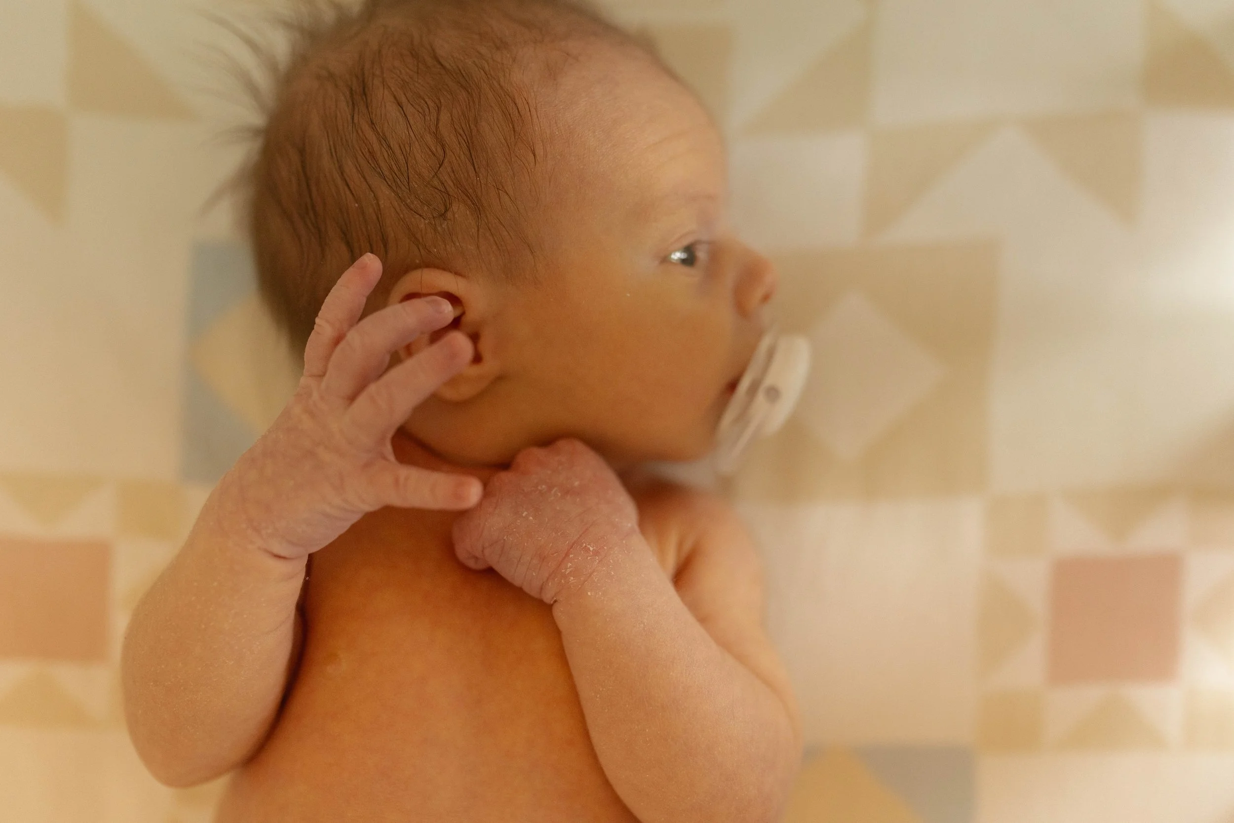 henrynewborn2 (141 of 149).jpg