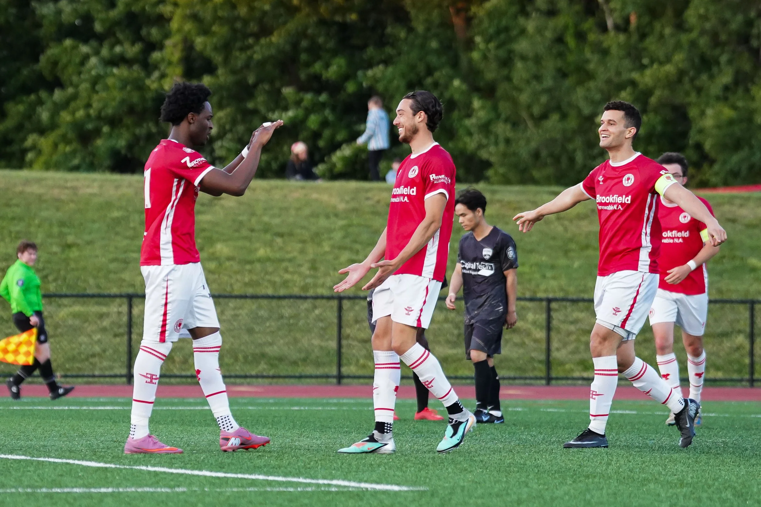 Spindles Lose First Match at Home