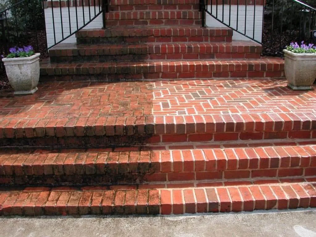 Mr Hose_Pressure Washing_Waterblasting Services_Remuera Auckland_Bricks.jpg