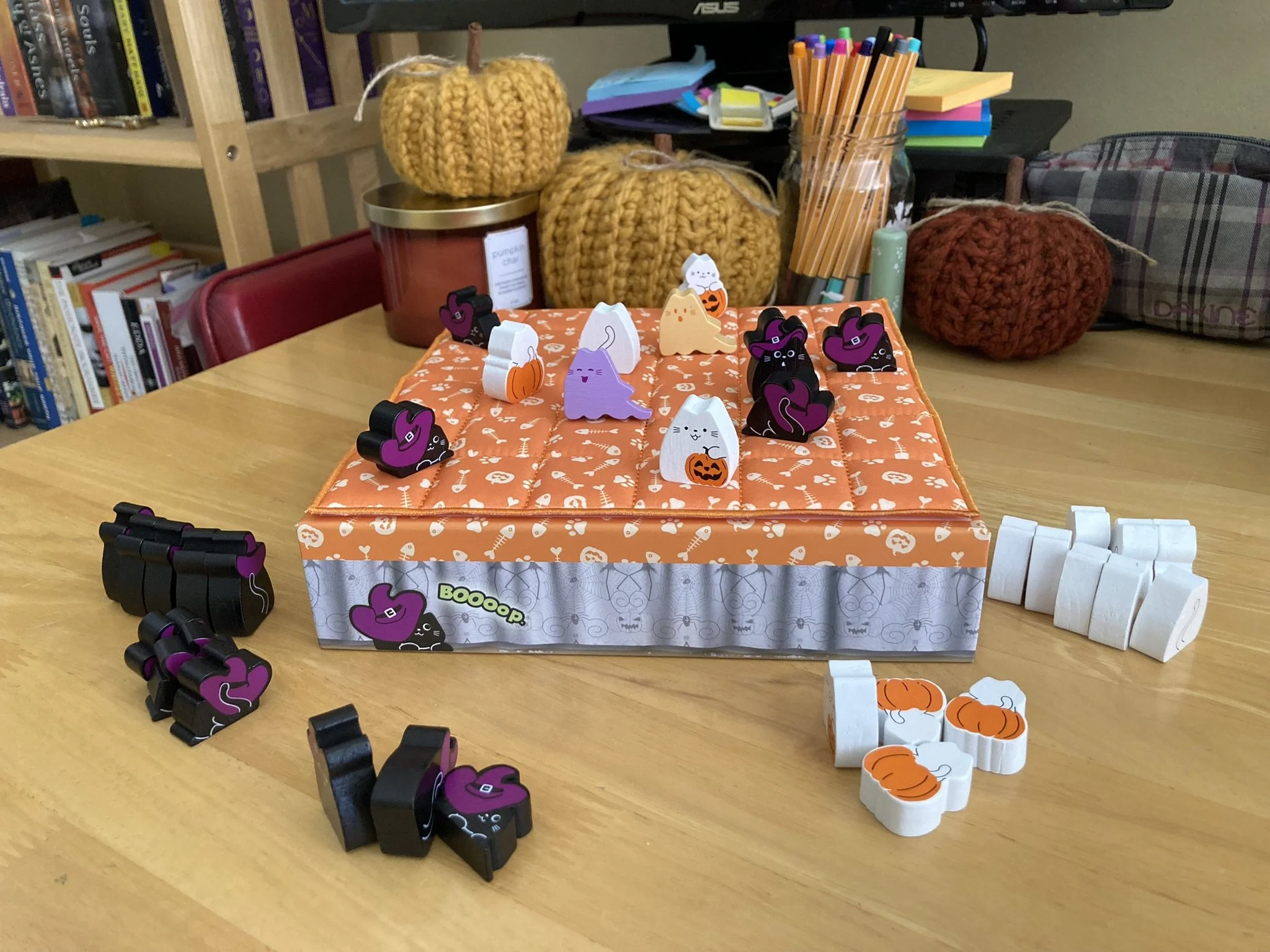  Board game BOOop mid-game 