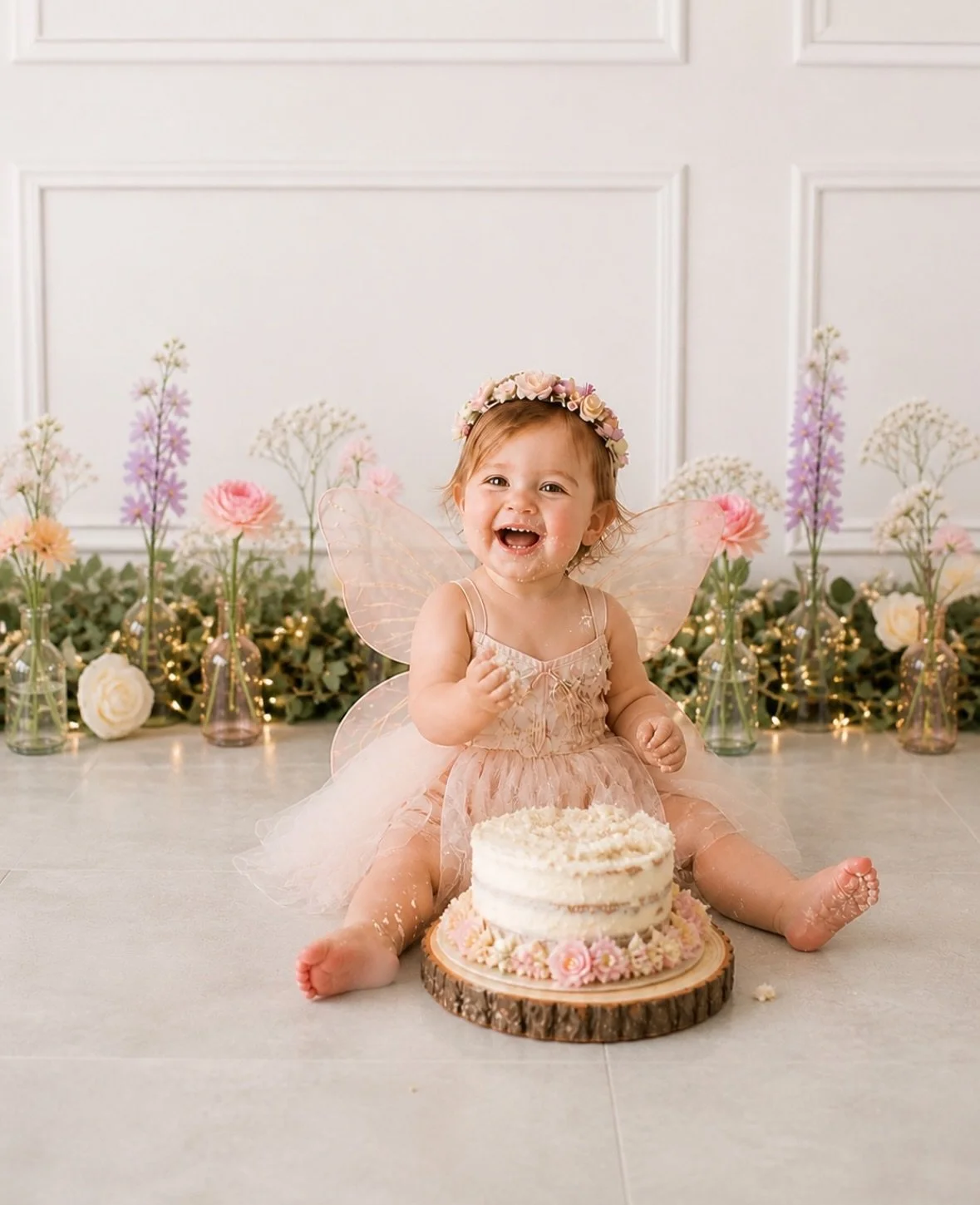 One 🤍

Such a gentle, lovely little session to celebrate her first birthday ✨and those tiny cake-covered hands say it all.

#cakesmash #firstbirthday