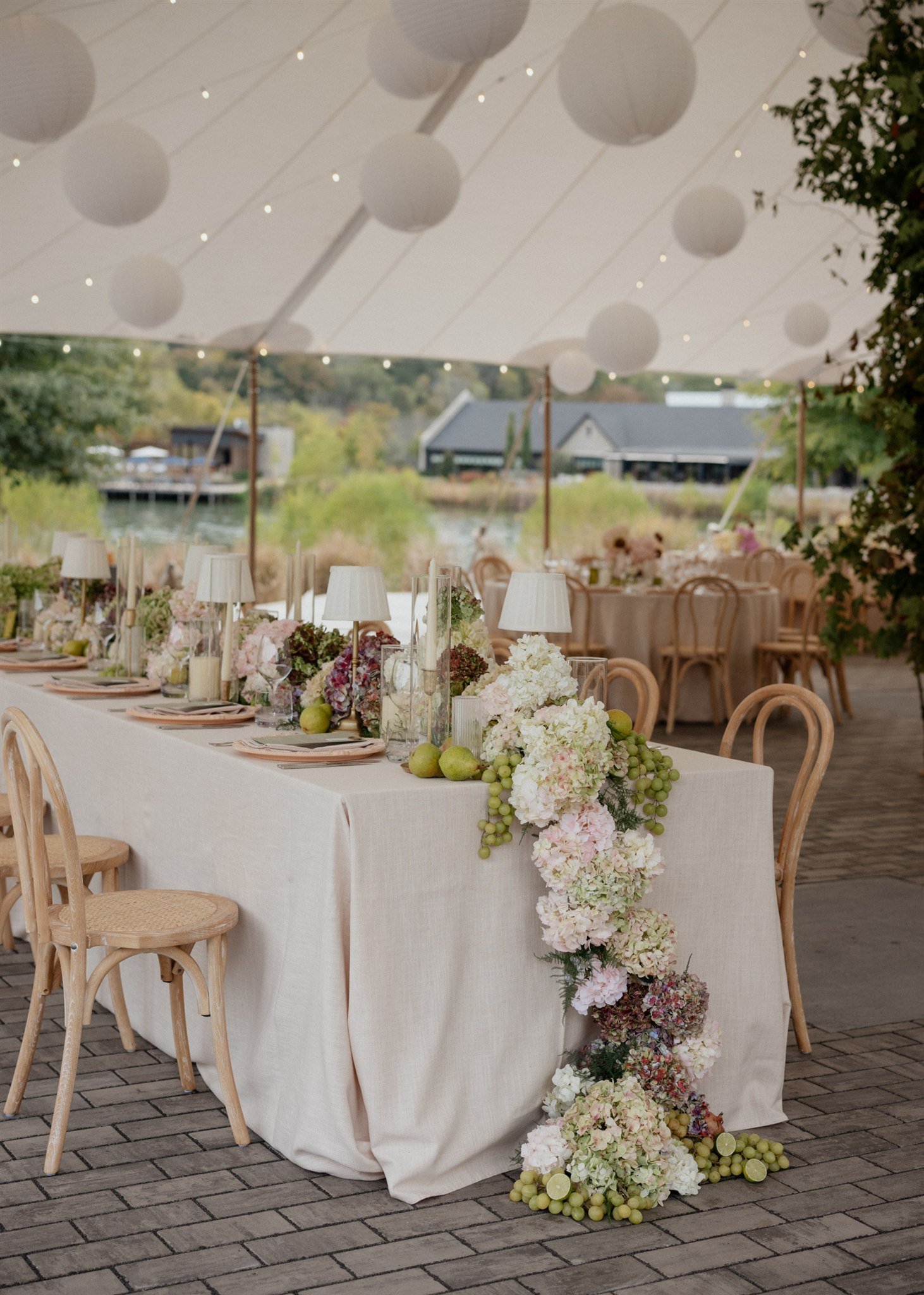 35-Claire and Alex Sneak Peeks Sneak Peeks.jpg