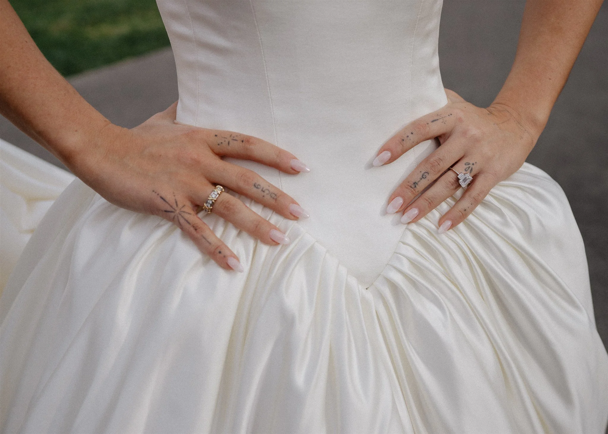 25-Claire and Alex Sneak Peeks Sneak Peeks.jpg