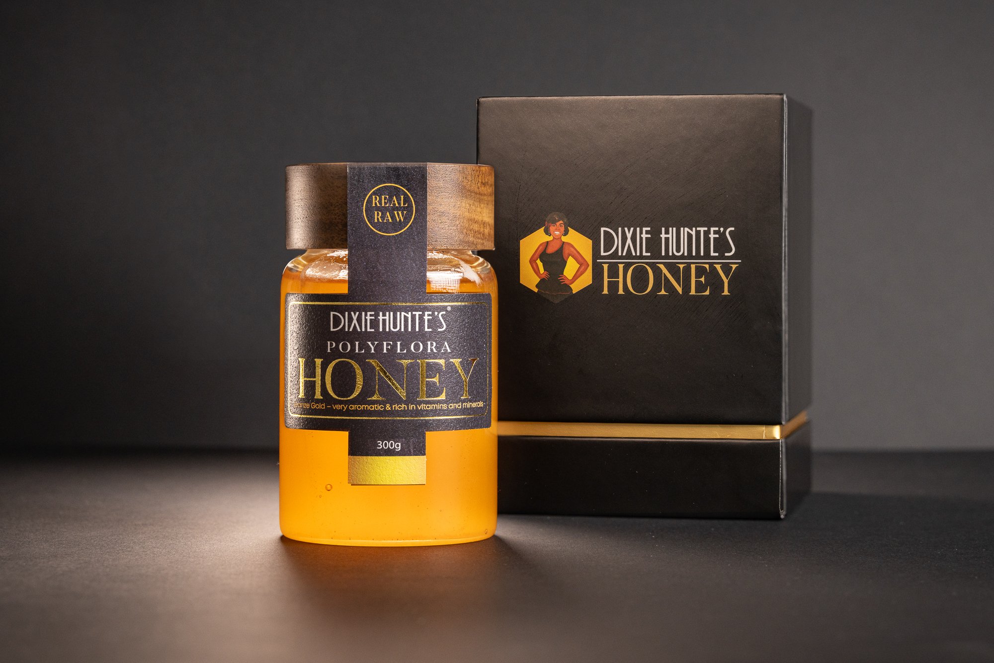 honey with box copy dixie huntes honey copyright jason wain www.jasonwain.co.uk.jpg