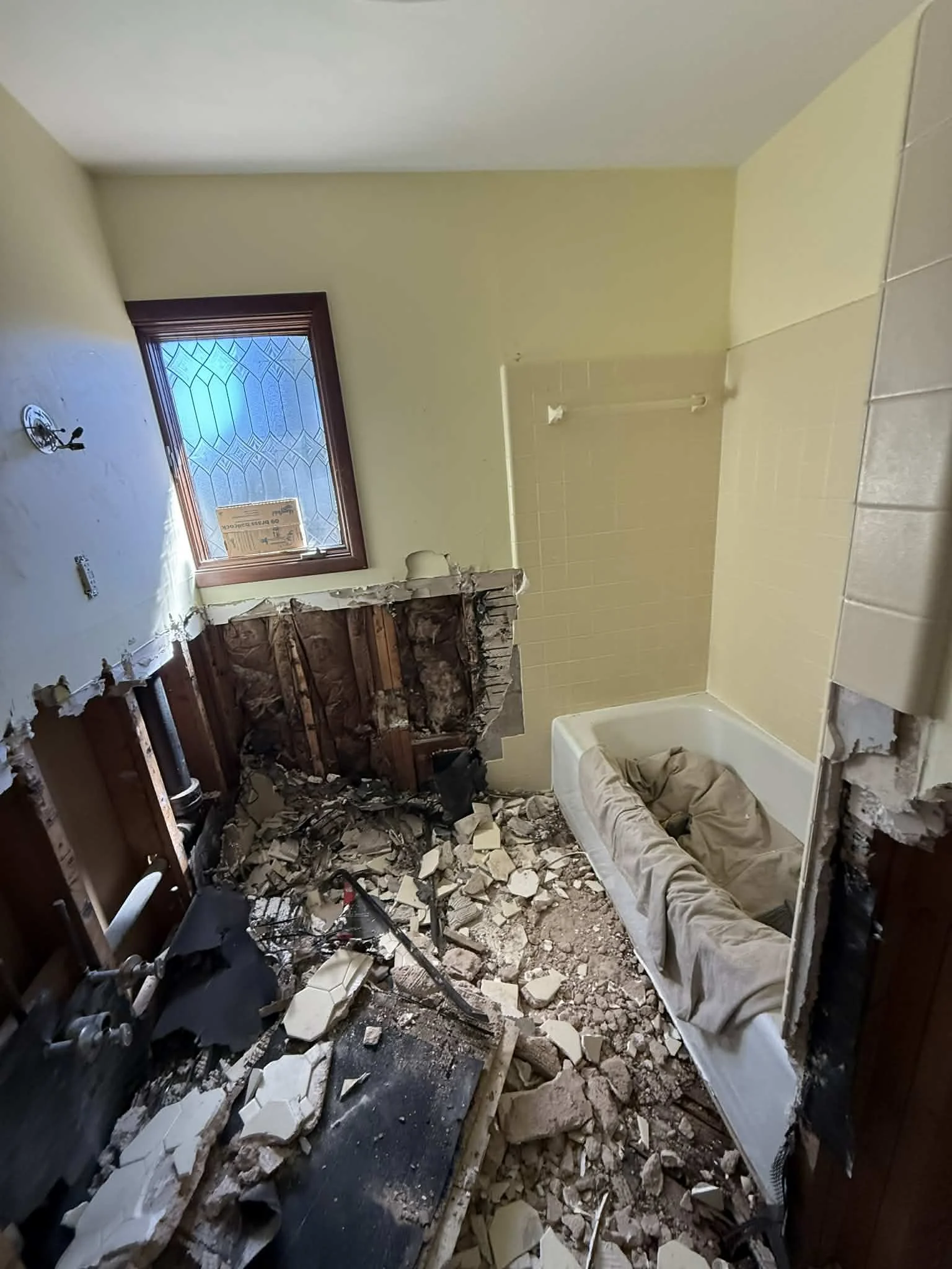 bathroom before rebuild.jpeg