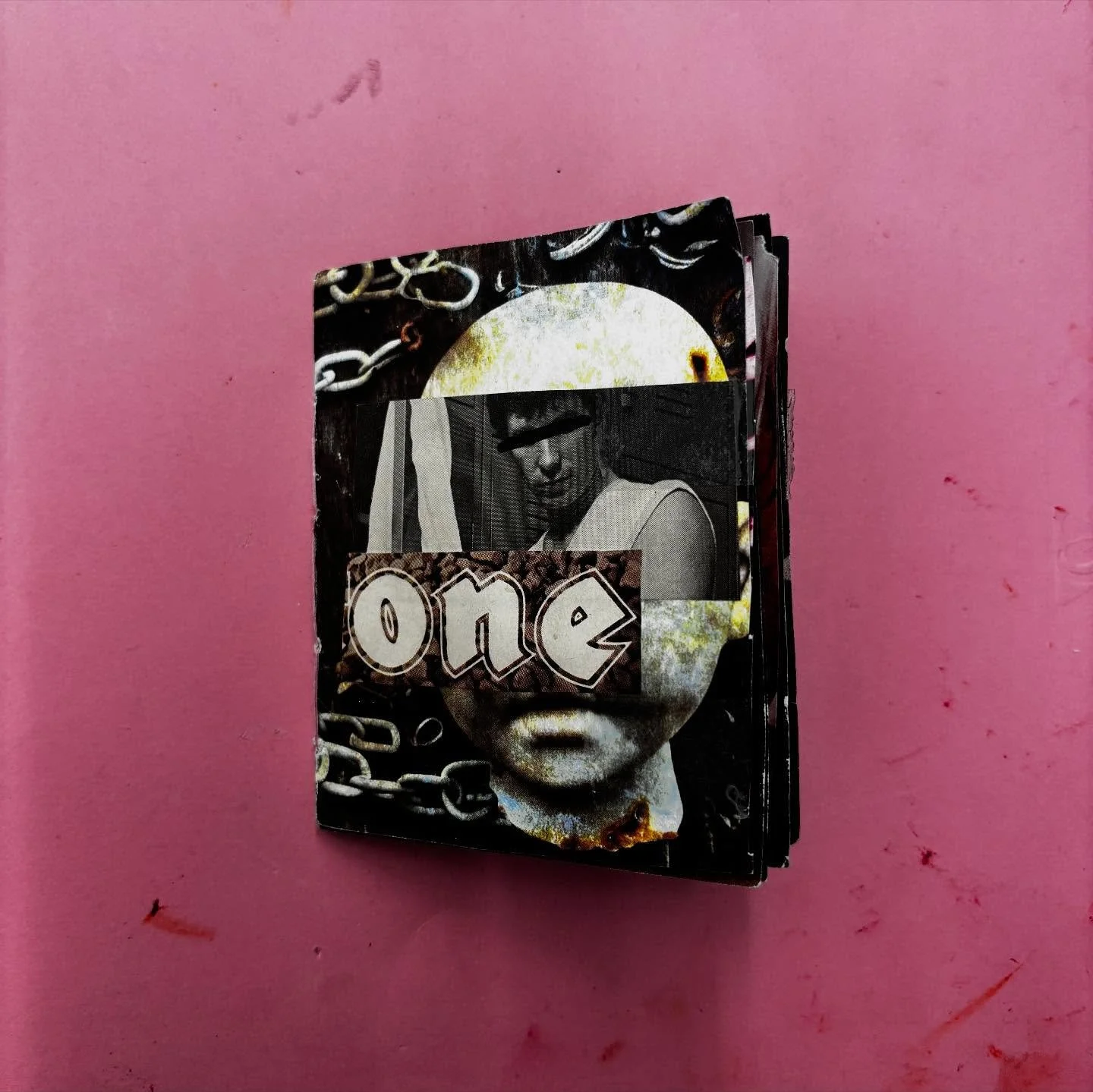 I made a cute little book 💘