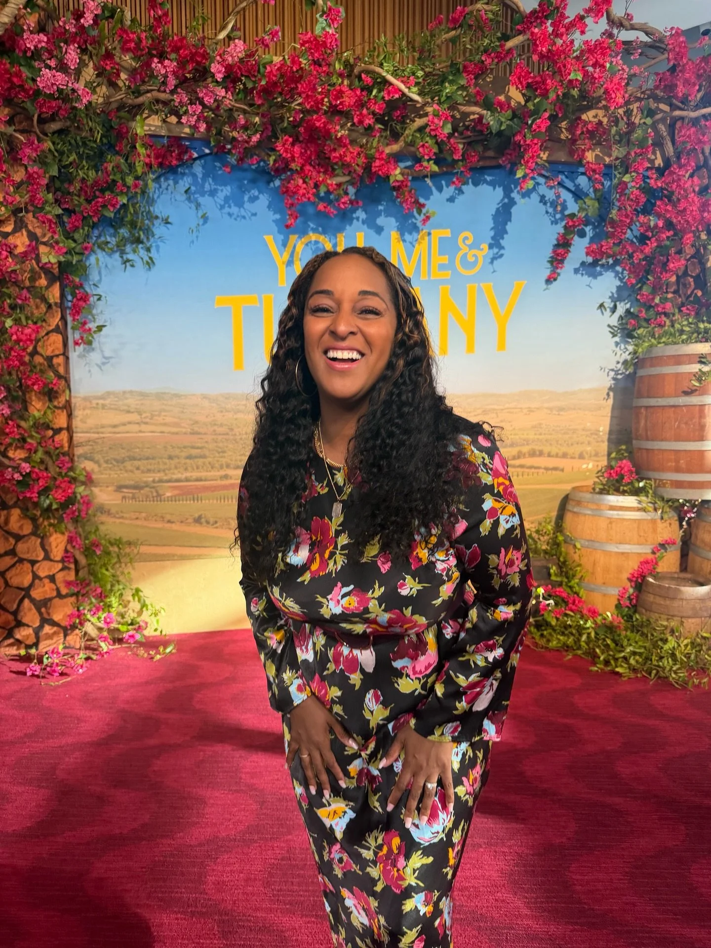 I had a great time covering the premiere of @youmetuscany 🎬tonight in NYC- the movie was delightful! ✨☺️

It&rsquo;s been a minute since I saw a cute rom com, and can confirm the crowd was laughing, aww&rsquo;ing and feeling all feels together. Defi