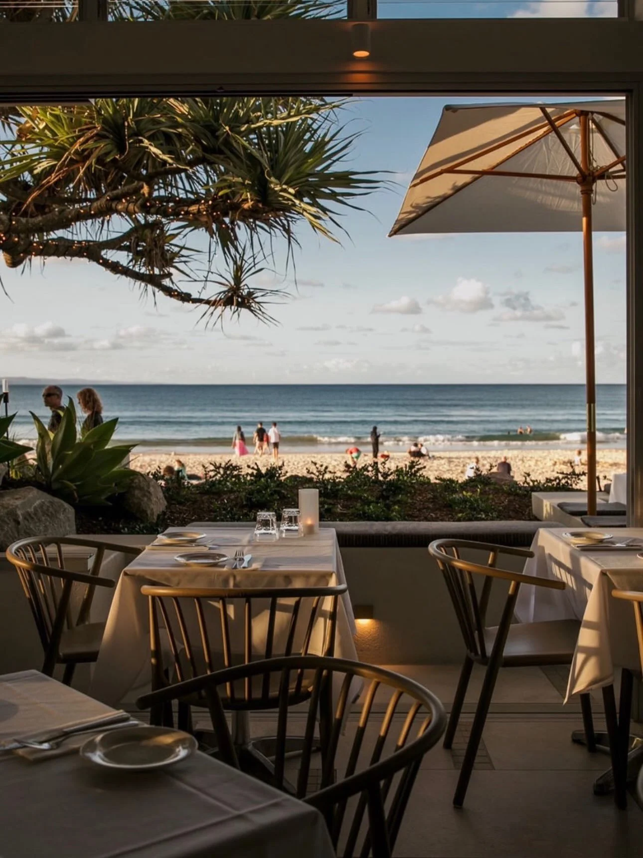 BISTRO C, HASTINGS ST NOOSA 

A considered refresh for @bistroc delivered with precision.

Working alongside a talented team to transform this coastal space within a tight timeframe &mdash; refined finishes, thoughtful details and a seamless delivery
