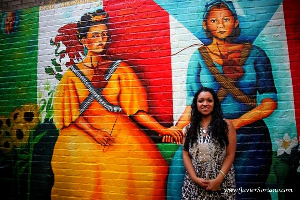 "Soldaderas", mural en tributo a Frida Kahlo y Julia de Burgos. Desvelación el 6 de julio 2011, natalicio de Frida y aniversario de la transición de Julia. Foto: Javier Soriano.