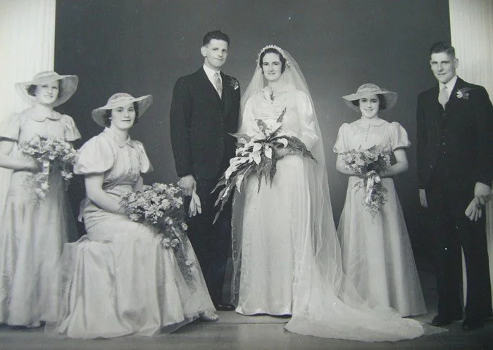 Joan & Gordon's wedding 1940. (Zoe on right)