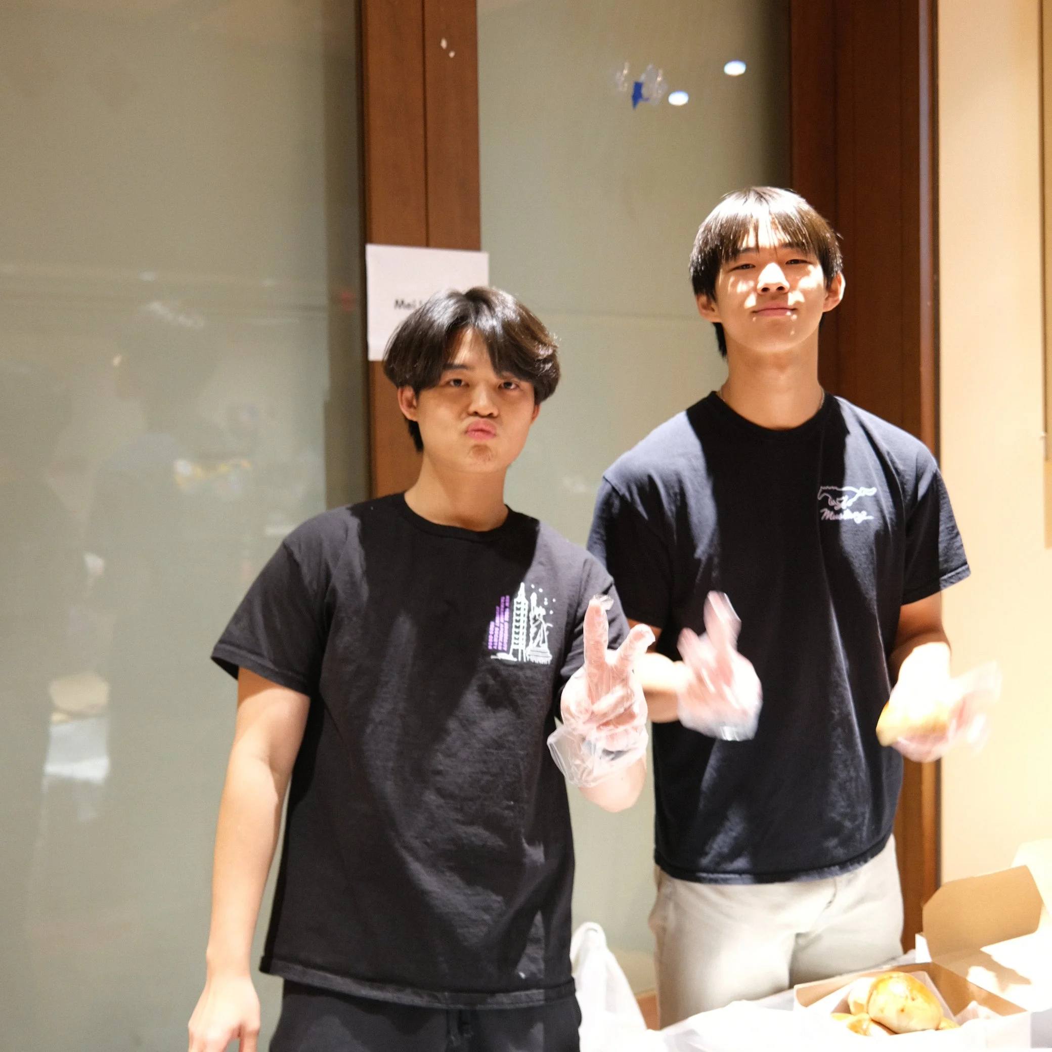 Handsome E-Boards