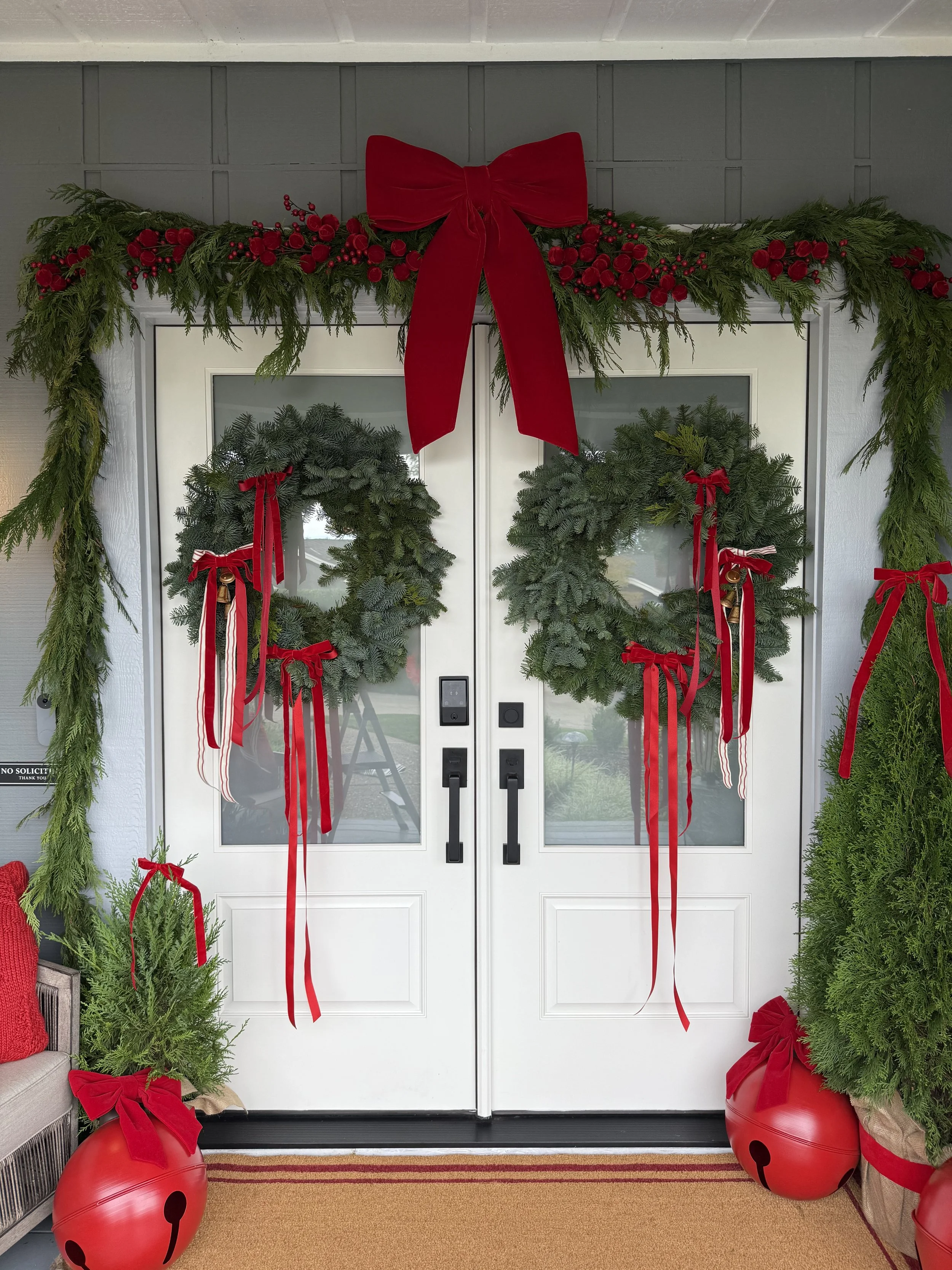 Garland - Berries and Bow_1.jpeg
