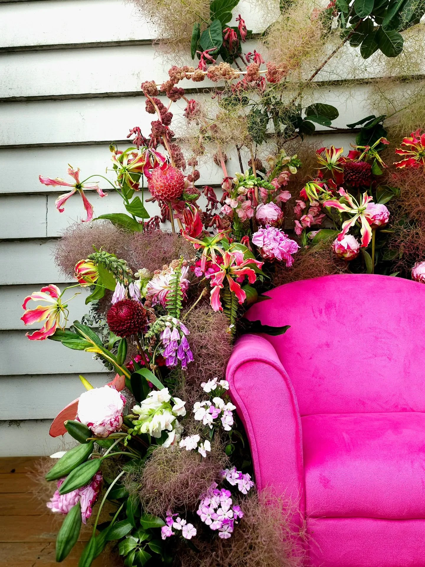 Chair piece for Isla's first birthday.
Schnazzy 🤌