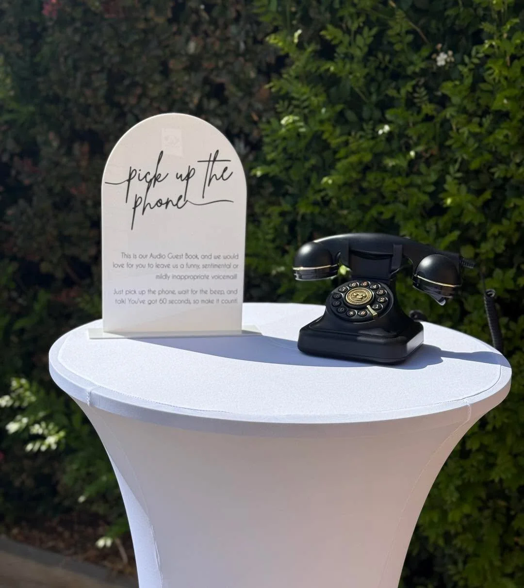 🪧It&rsquo;s a Sign🪧

We&rsquo;ve just added signs and table covers to our Audio Guestbook bookings &ndash; the perfect finishing touch to elevate your setup!

Now your guestbook station will not only capture voices but look picture-perfect too. Whe