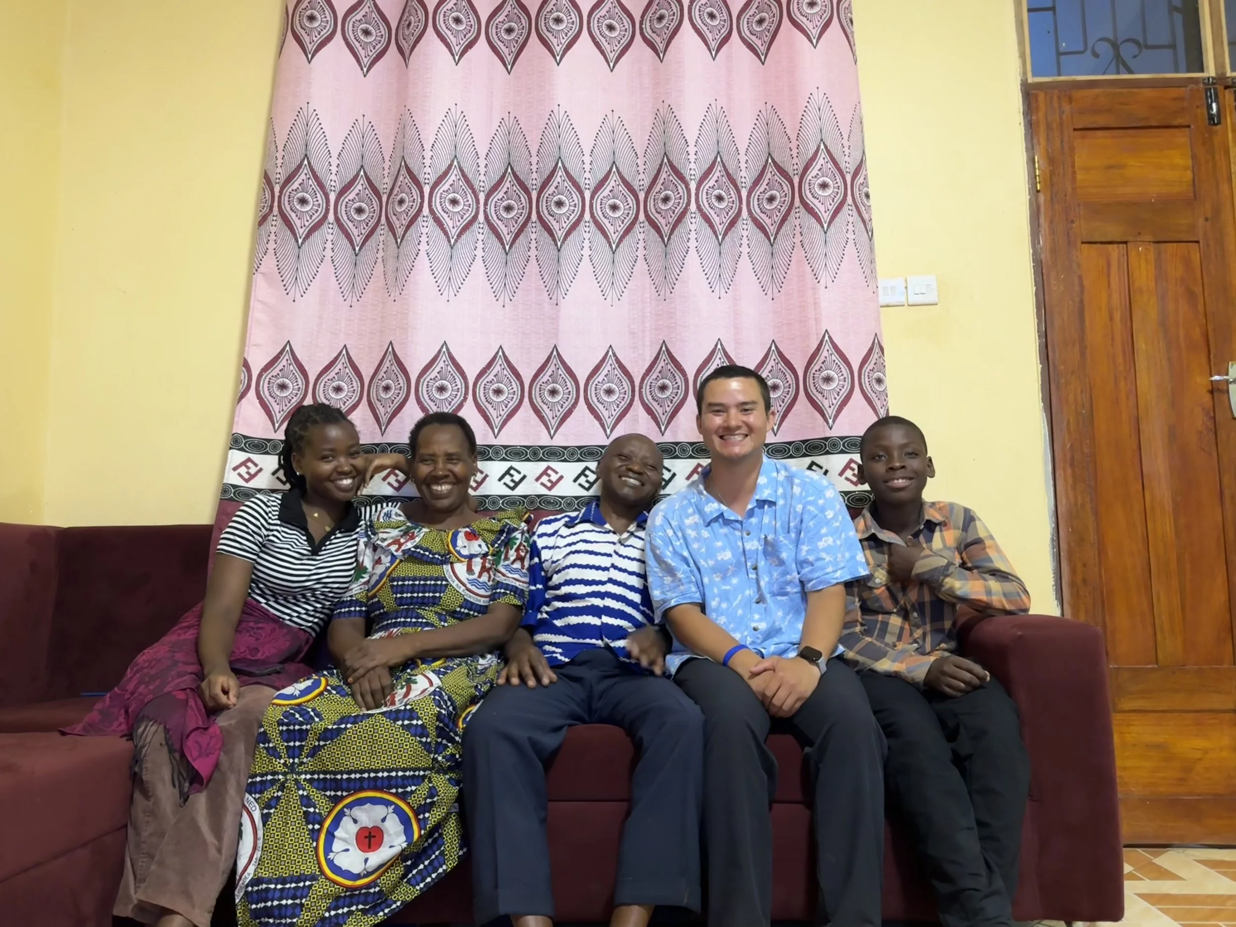  Family picture (left to right: sister, mama, baba, nephew) 