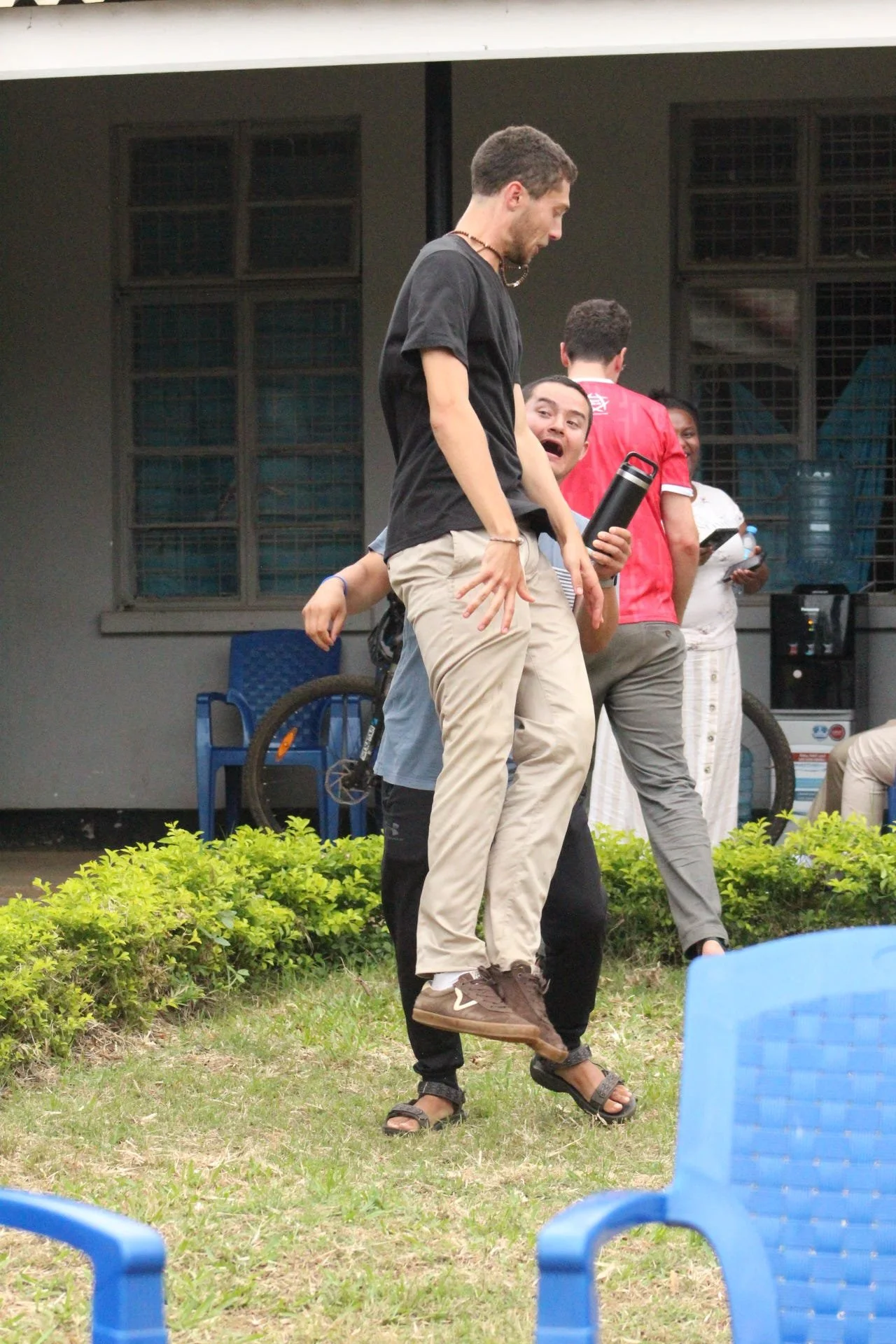  Trust jump 