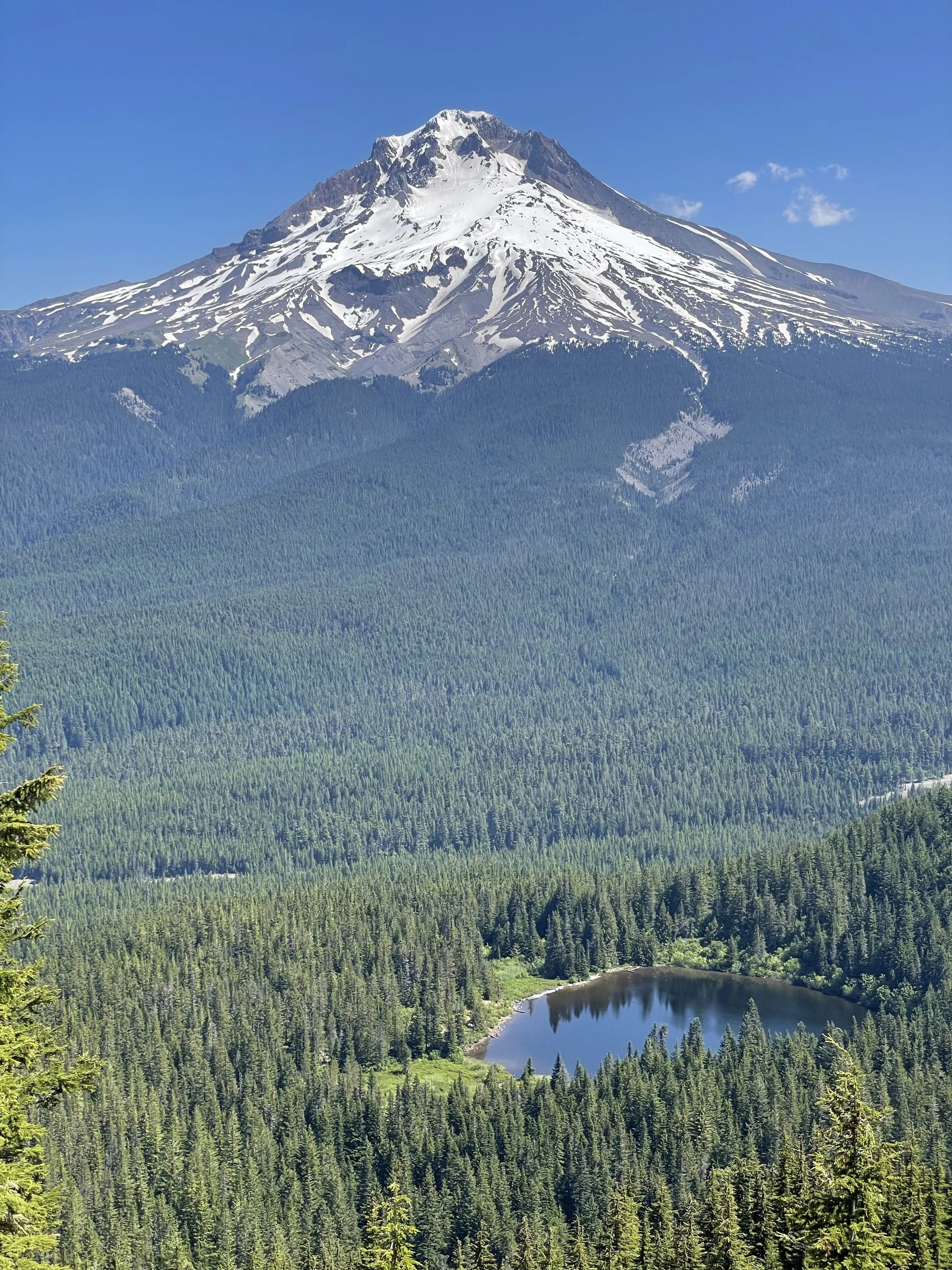  Mount Hood overlooking Mirror Lake 