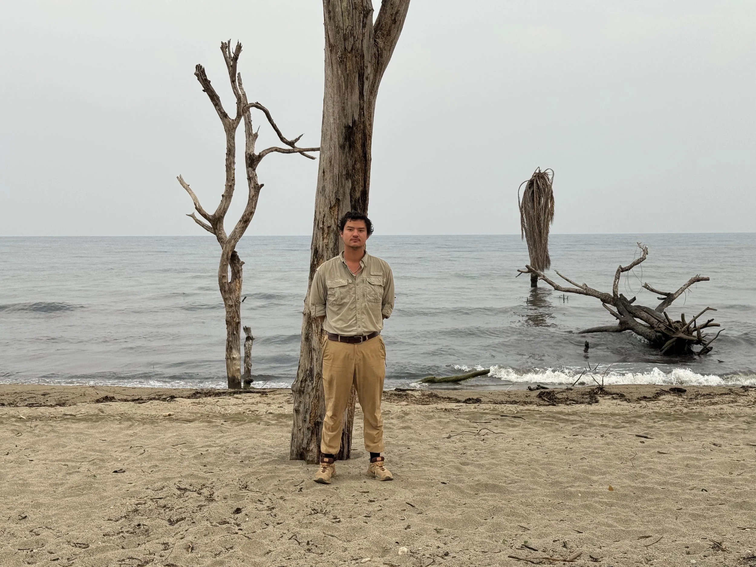  Mogging on the shores of Lake Tanganyika 