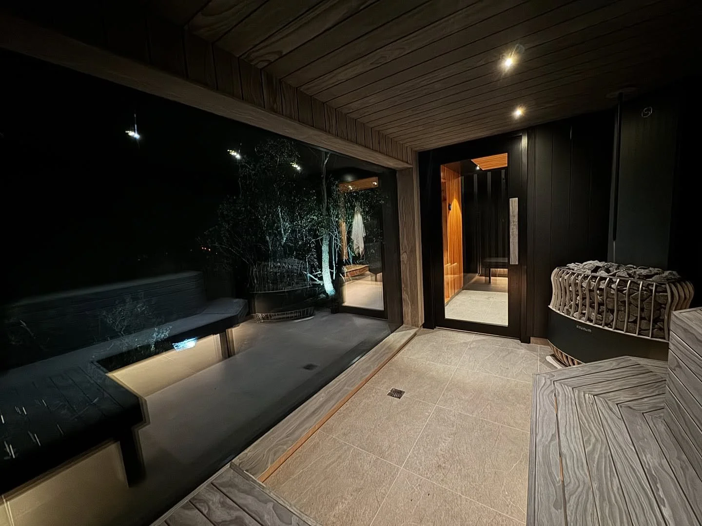 Escape the cold and step into warmth at Cradle Mountain Sauna. β¨
Overlooking the iconic mountain, our handcrafted Tasmanian timber sauna is the perfect way to relax after a day of exploring. πΏ
Book a shared or private session and take in the view