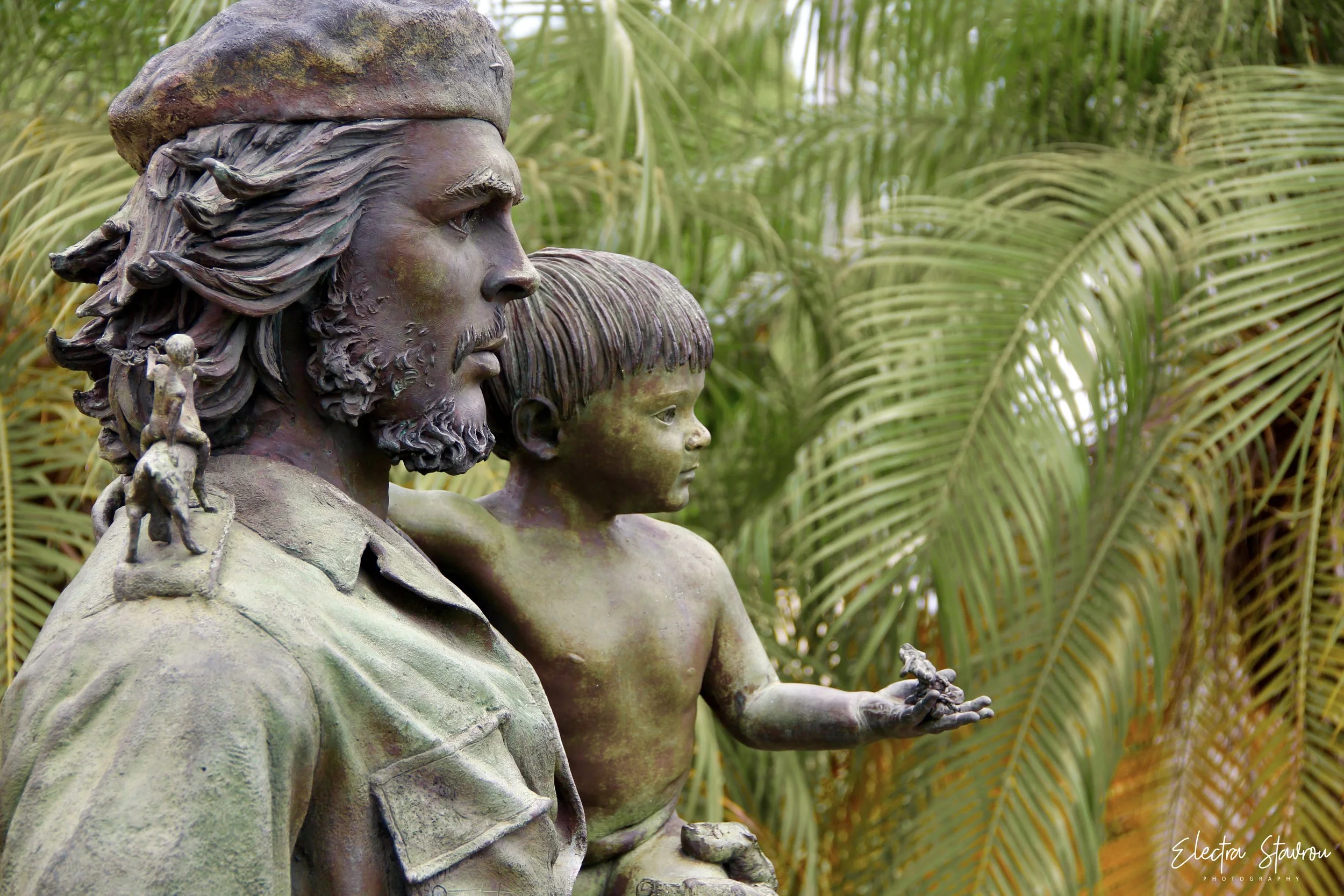 Electra Stavrou_Monumento de Che Guevara.jpg