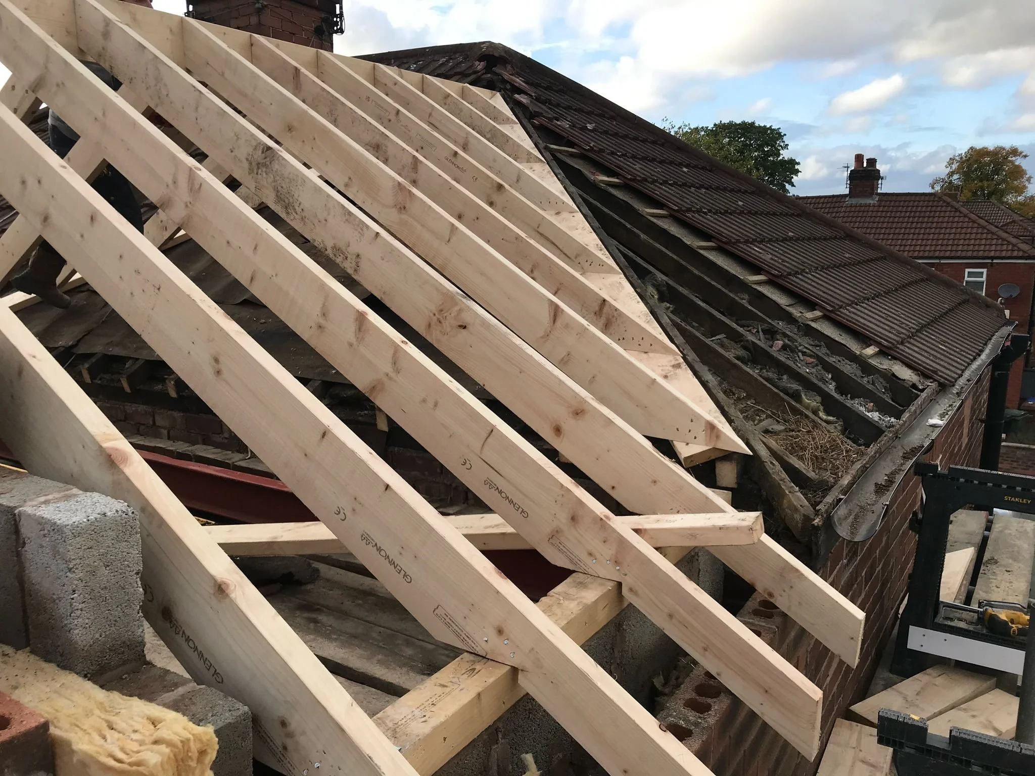 WhatsApp Image 2025-07-08 at 15.22.55_315c9f61.jpg