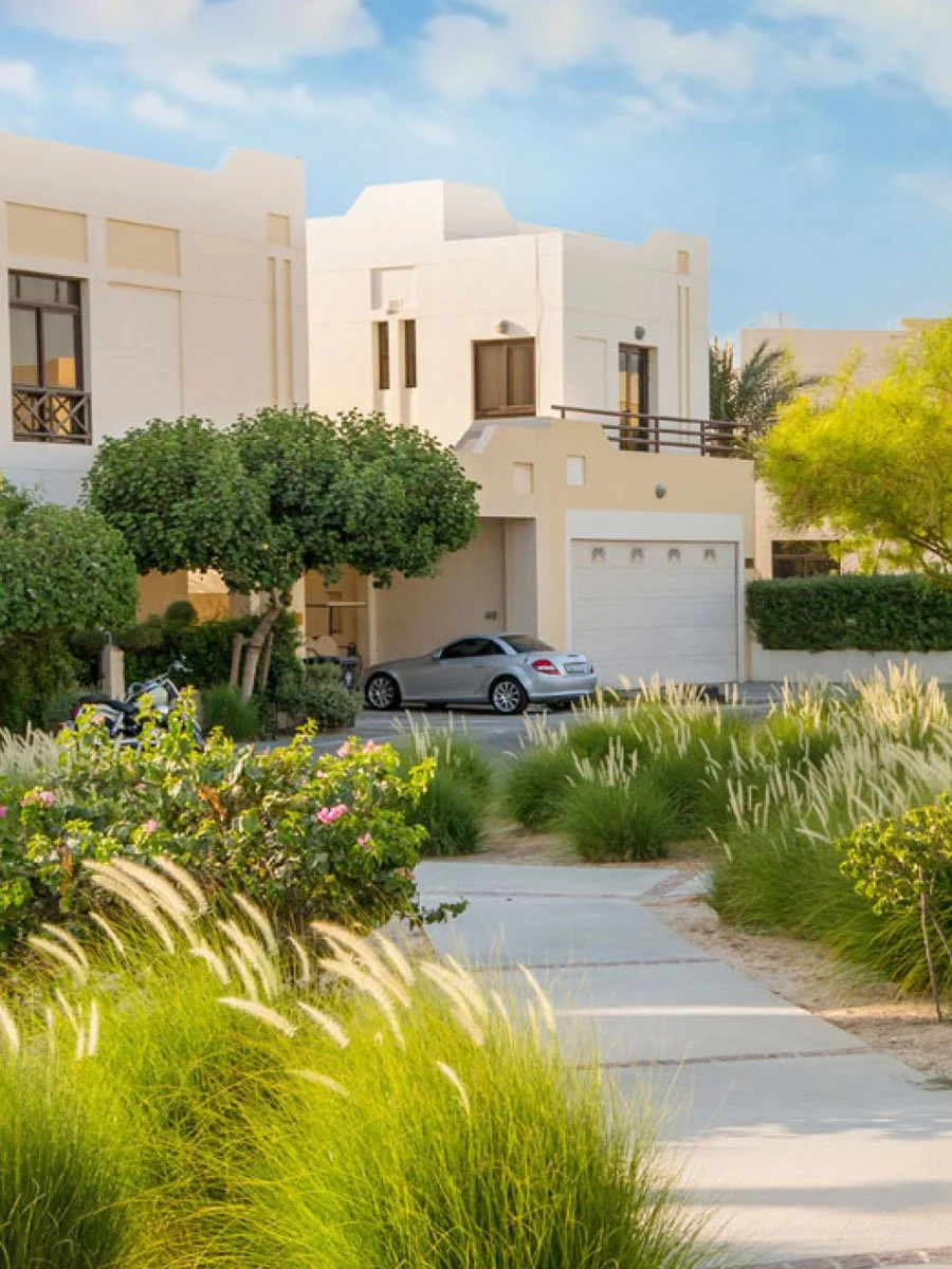 deb-nagan-riffa-views-bahrain.jpg