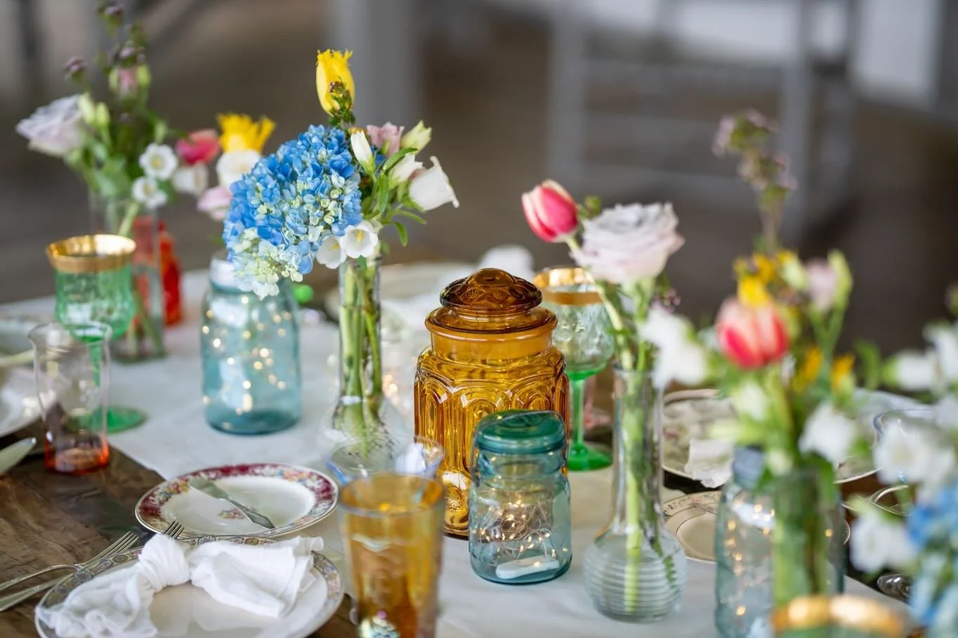 A new year, a fresh beginning, and moments worth gathering for ✨ Wishing everyone a Happy New Year filled with loved ones, joyful gatherings, and abundant blessings in the year ahead. 🤍💐

#newyearsday #newbeginnings #freshstart