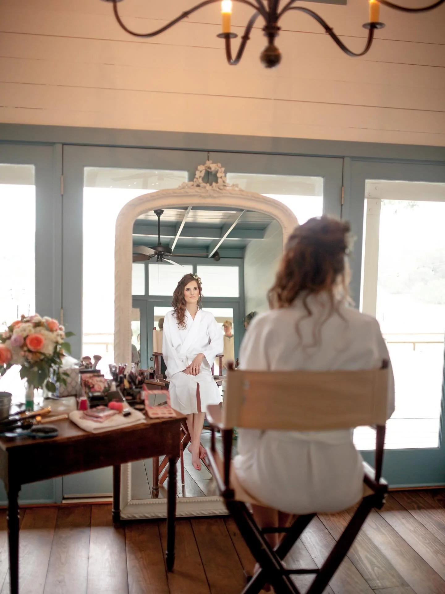 Boots, vows, and a Texas sunset 🤍✨

📸 @garyblakephoto 

#weddingvenue #weddingideas #weddinggoals
