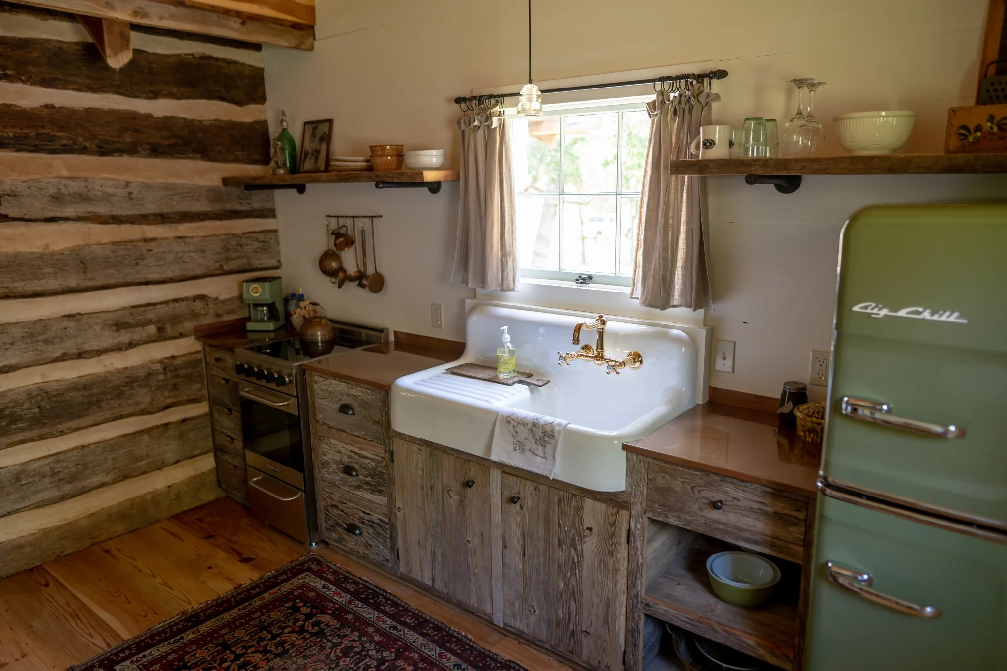 Looking for Cabin Rentals Near San Antonio? Experience the Healing Power of Nature