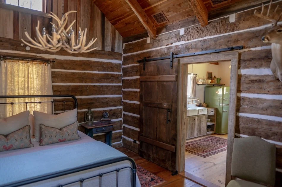 What to Look for When Booking a Cabin Rental