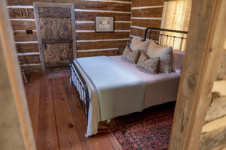 best-couple-cabin-vacation-rentals-texas-starhill-farms