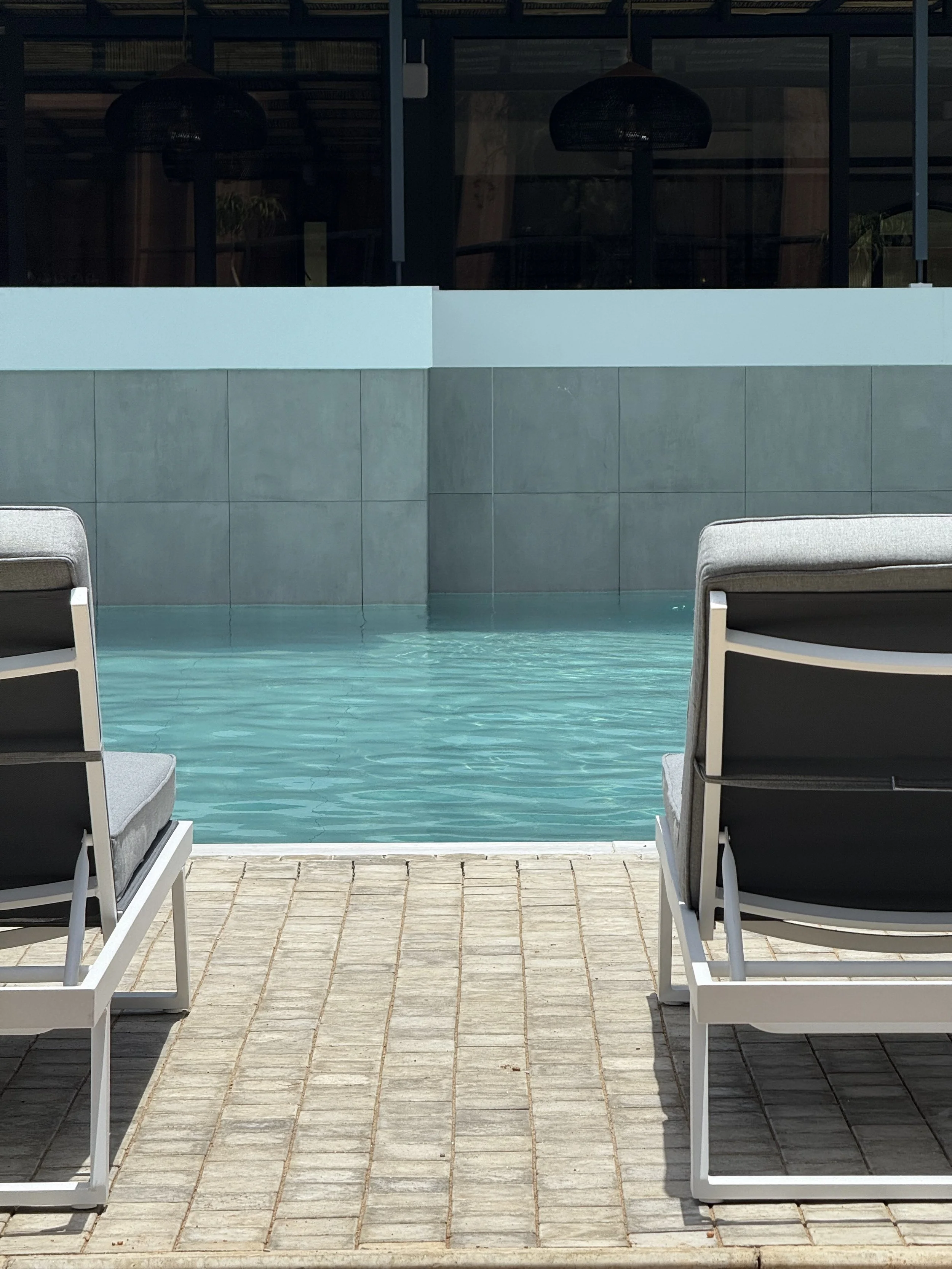 2512_Oasis Restaurant_5.jpeg