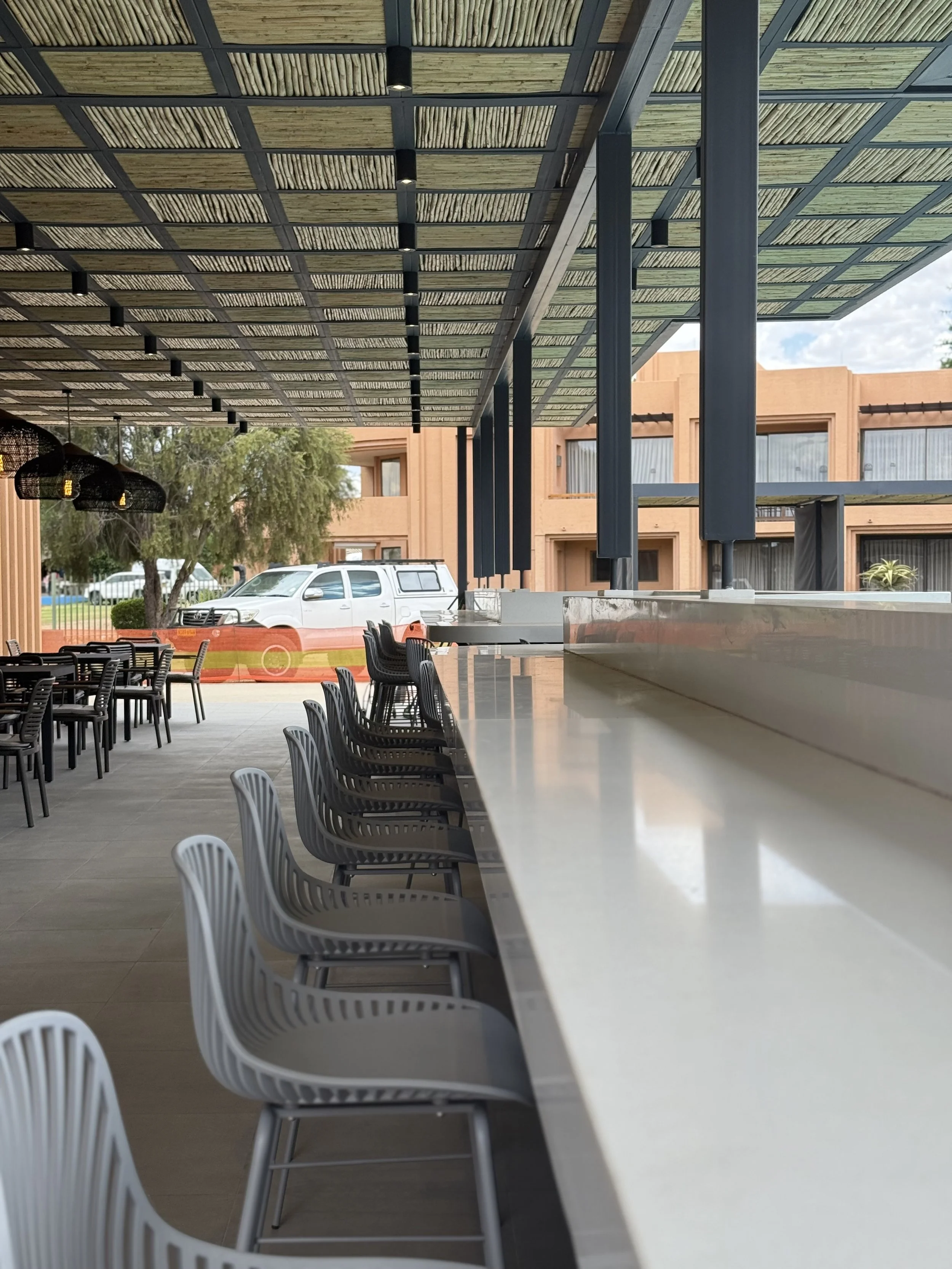 2512_Oasis Restaurant_10.jpeg