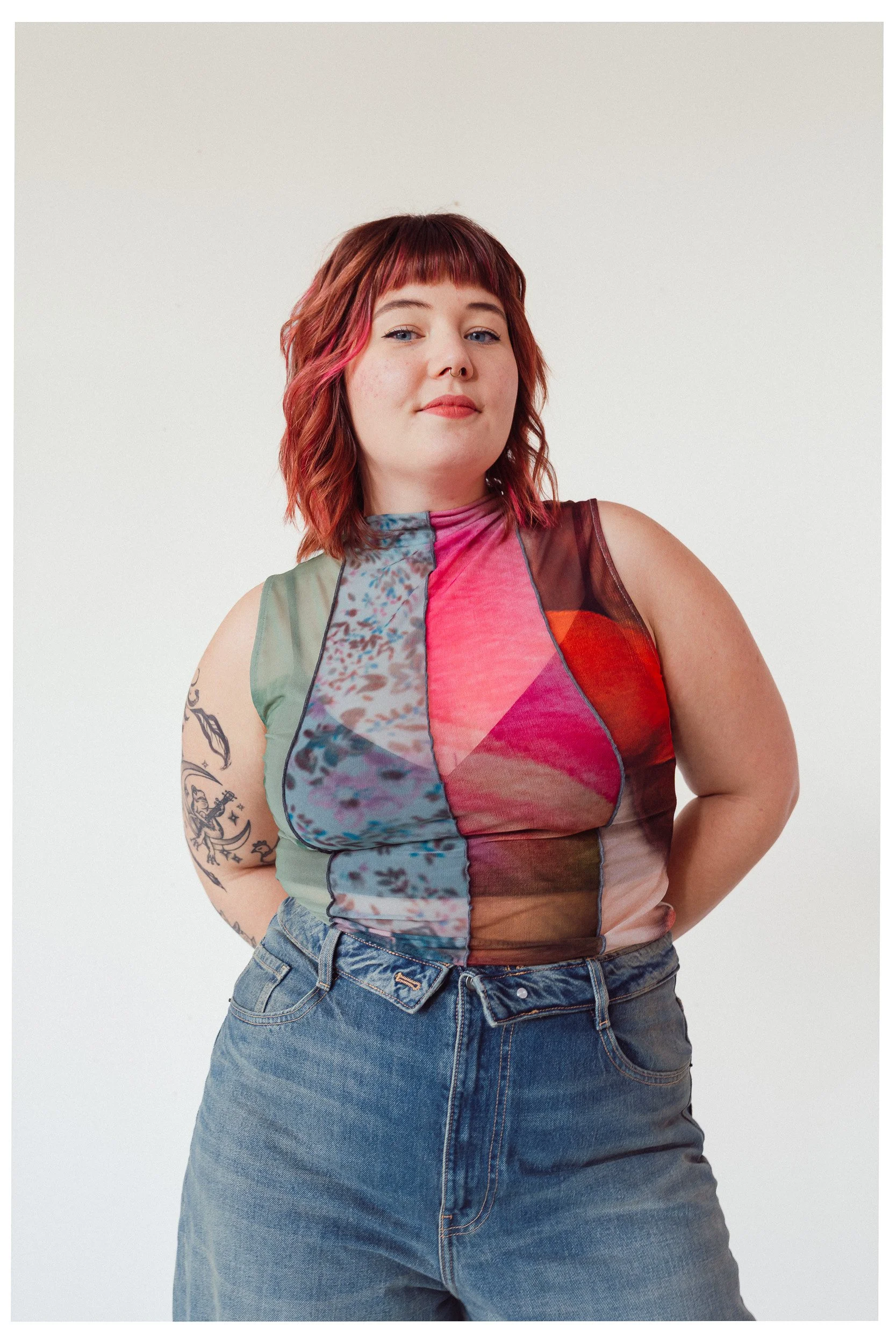 Authentiek portret van een DJ in Den Bosch, gefotografeerd door Jan Gradje Vollebergh