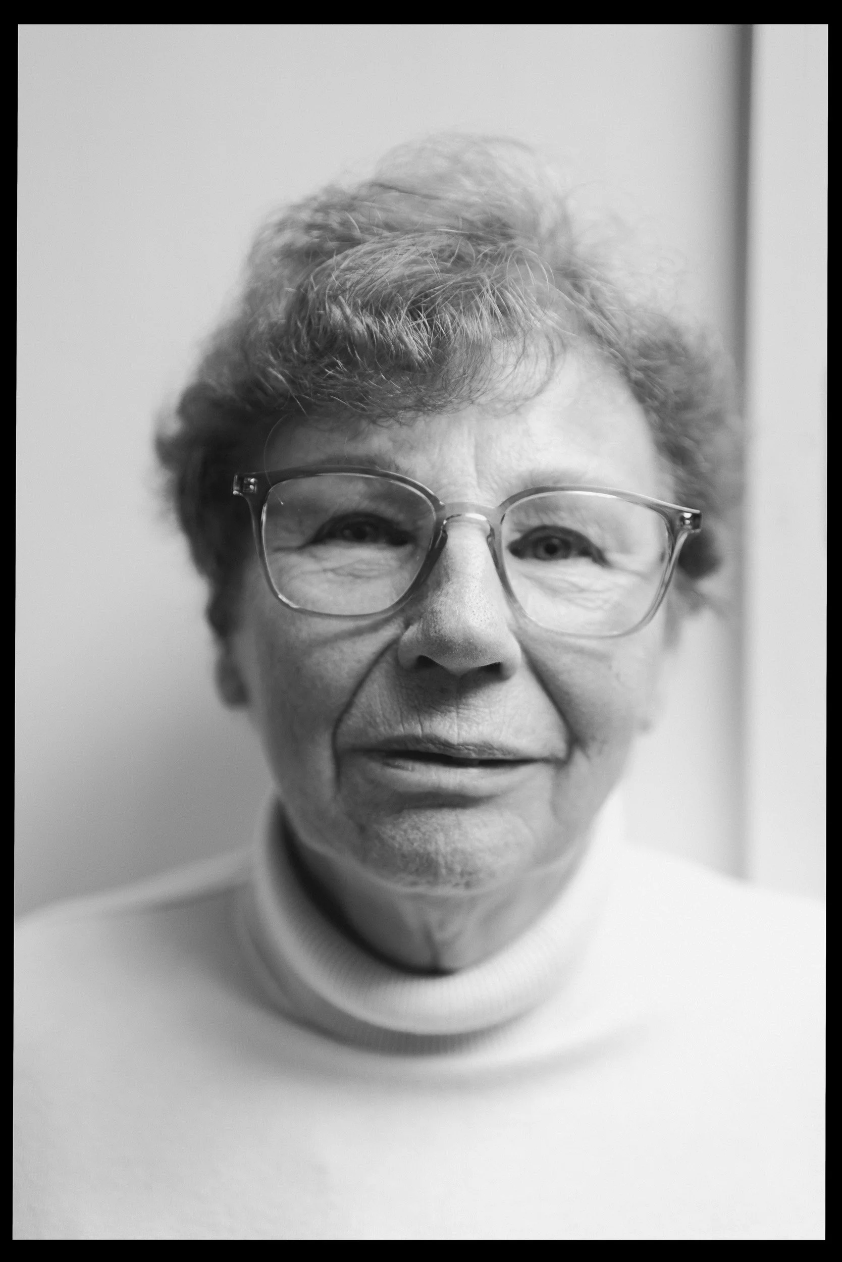 Authentiek portret van familie in Den Bosch, gefotografeerd door Jan Gradje Vollebergh