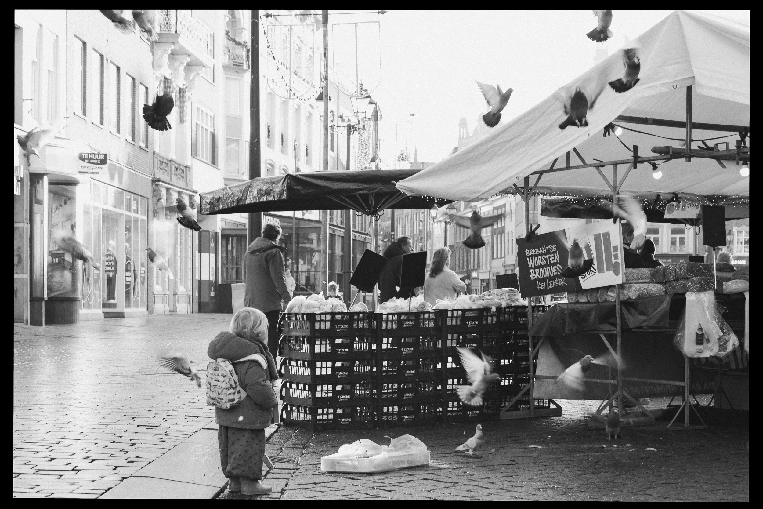 Documentair portret van familie in Den Bosch, gefotografeerd door Jan Gradje Vollebergh