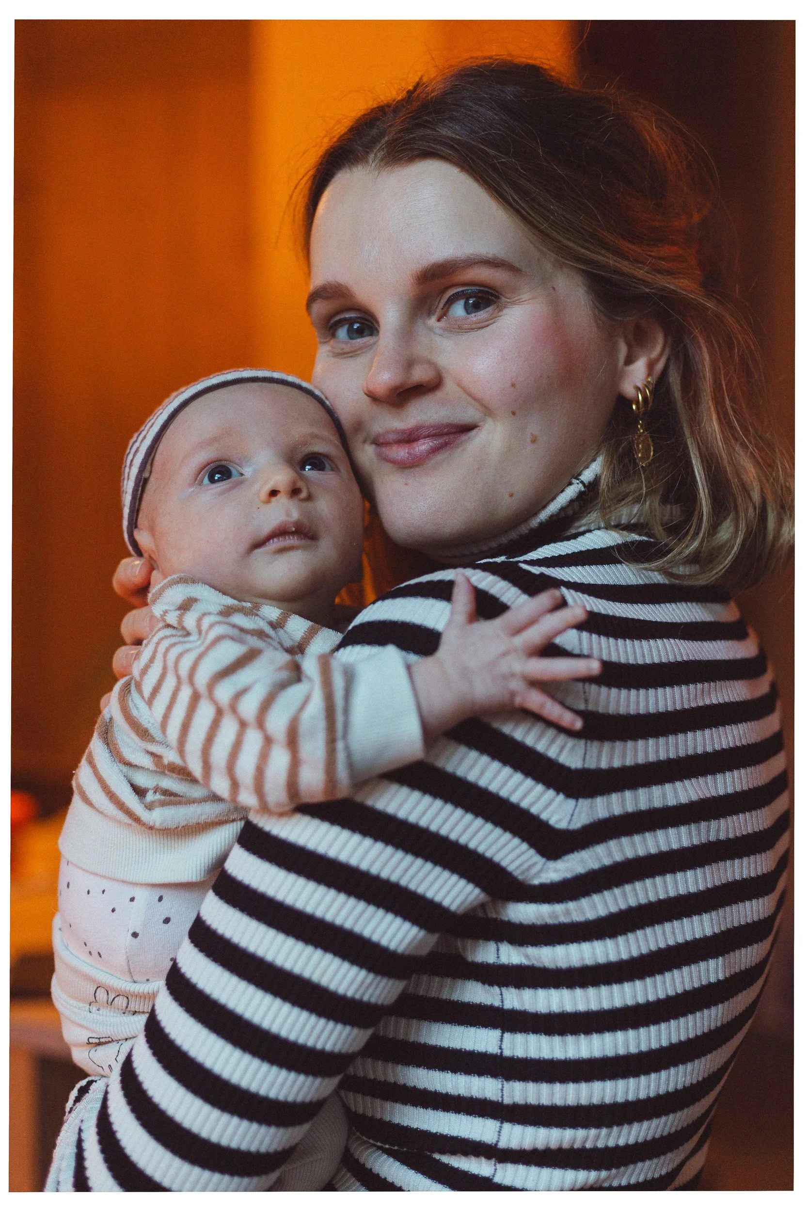 Documentair portret van familie in Den Bosch, gefotografeerd door Jan Gradje Vollebergh