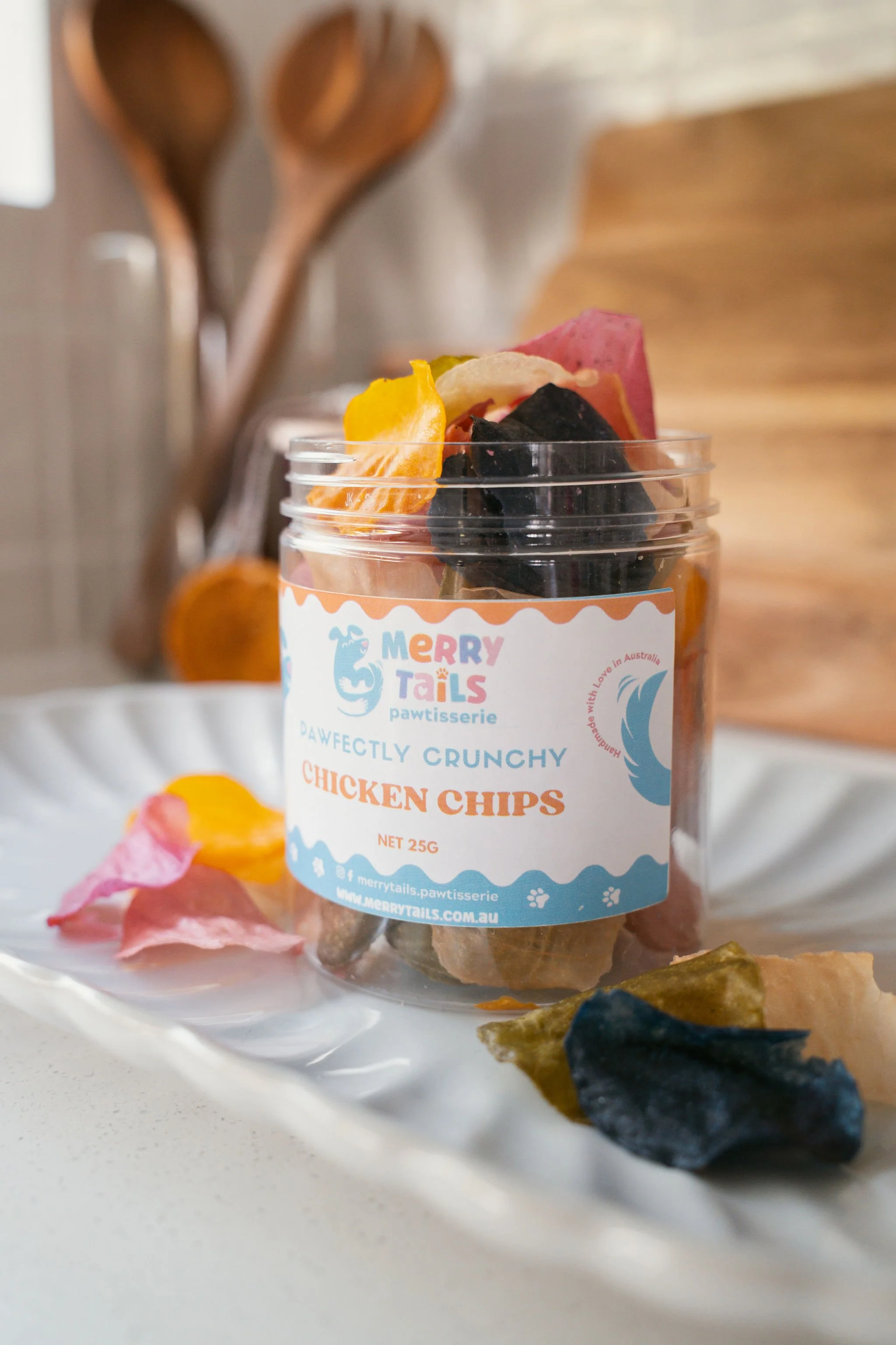 Pawfectly Crunchy Chicken Chips