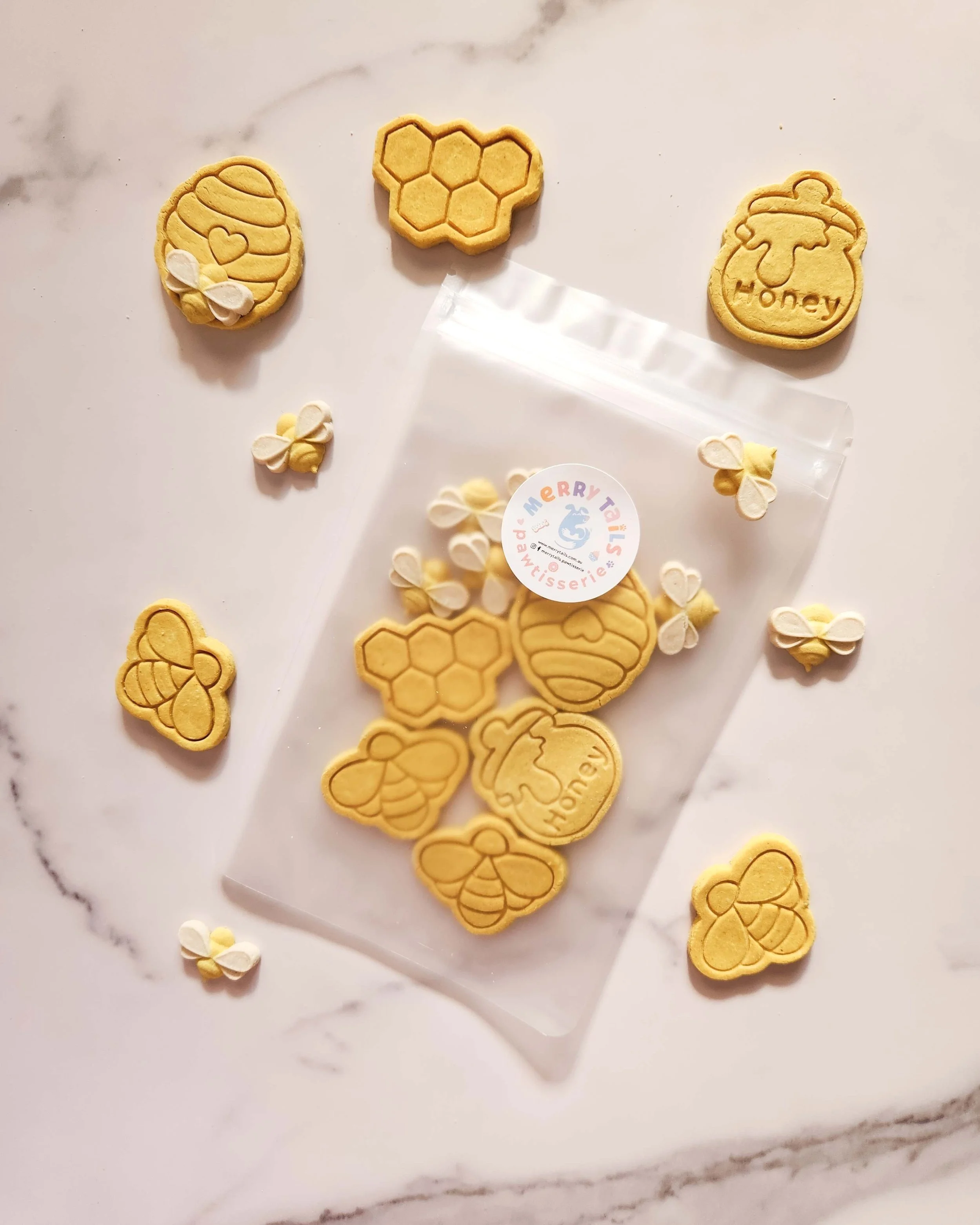 Merry Tails Pawtisserie Bumblebee Bakes