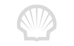 Turbine engineer on computer completing a Certex eLearning TMSE training course